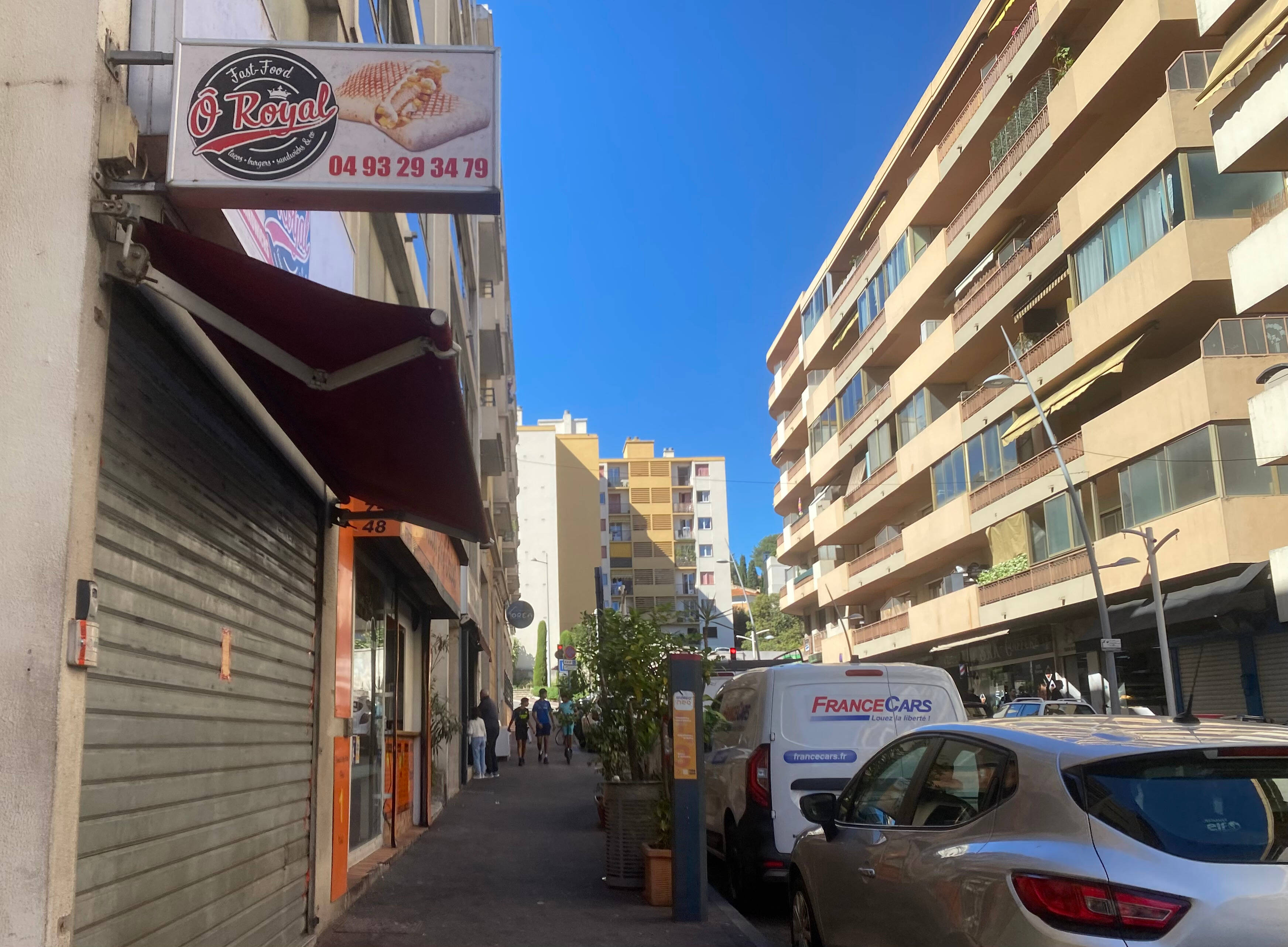 "Des bijoux, de l'argent...": à Cagnes-sur-Mer, les deux cambrioleurs mineurs sévissaient en plein jour