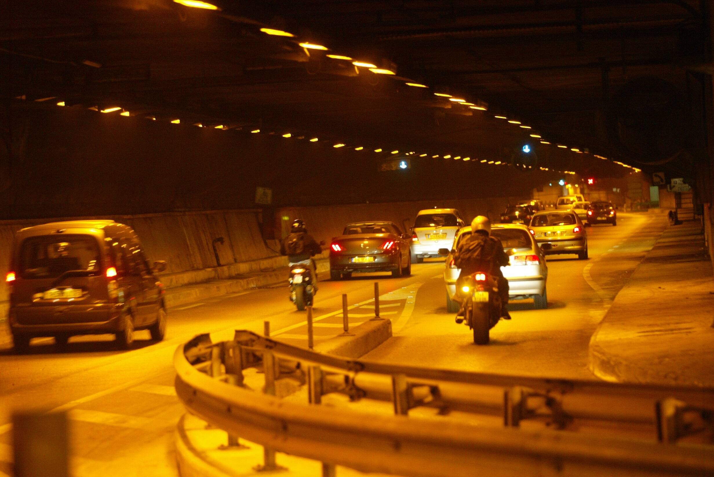 Deux motards en urgence absolue dans deux accidents à Nice