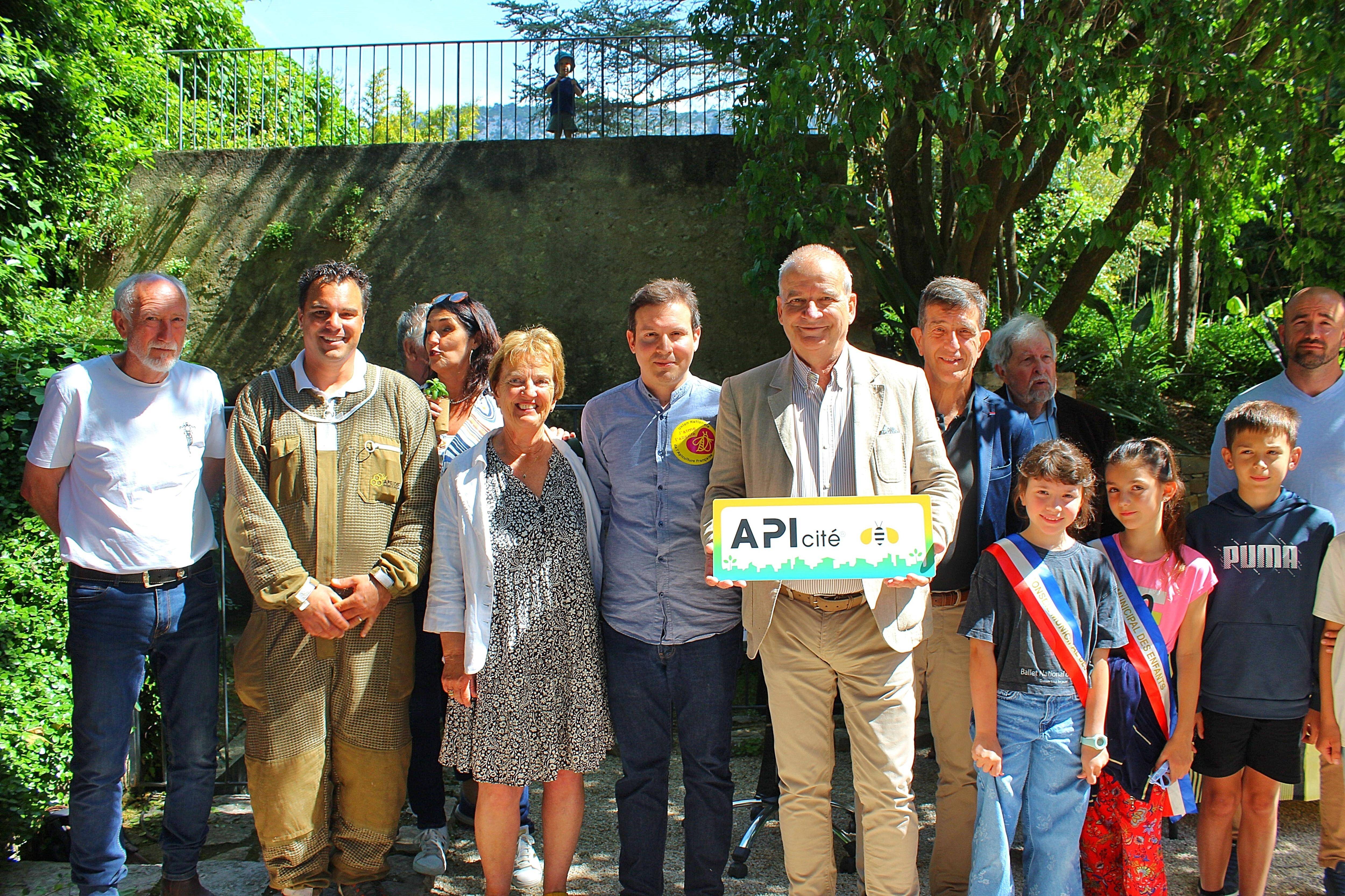 Cette commune varoise a été récompensée pour ses efforts en faveur des abeilles