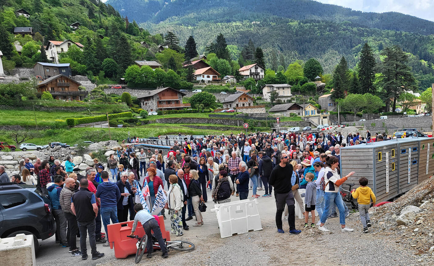 "Ils auraient dû se bouger plus tôt": les ponts détruits par la tempête Alex ne seront finalement pas reconstruits avant 2027, la colère gronde dans la Vésubie