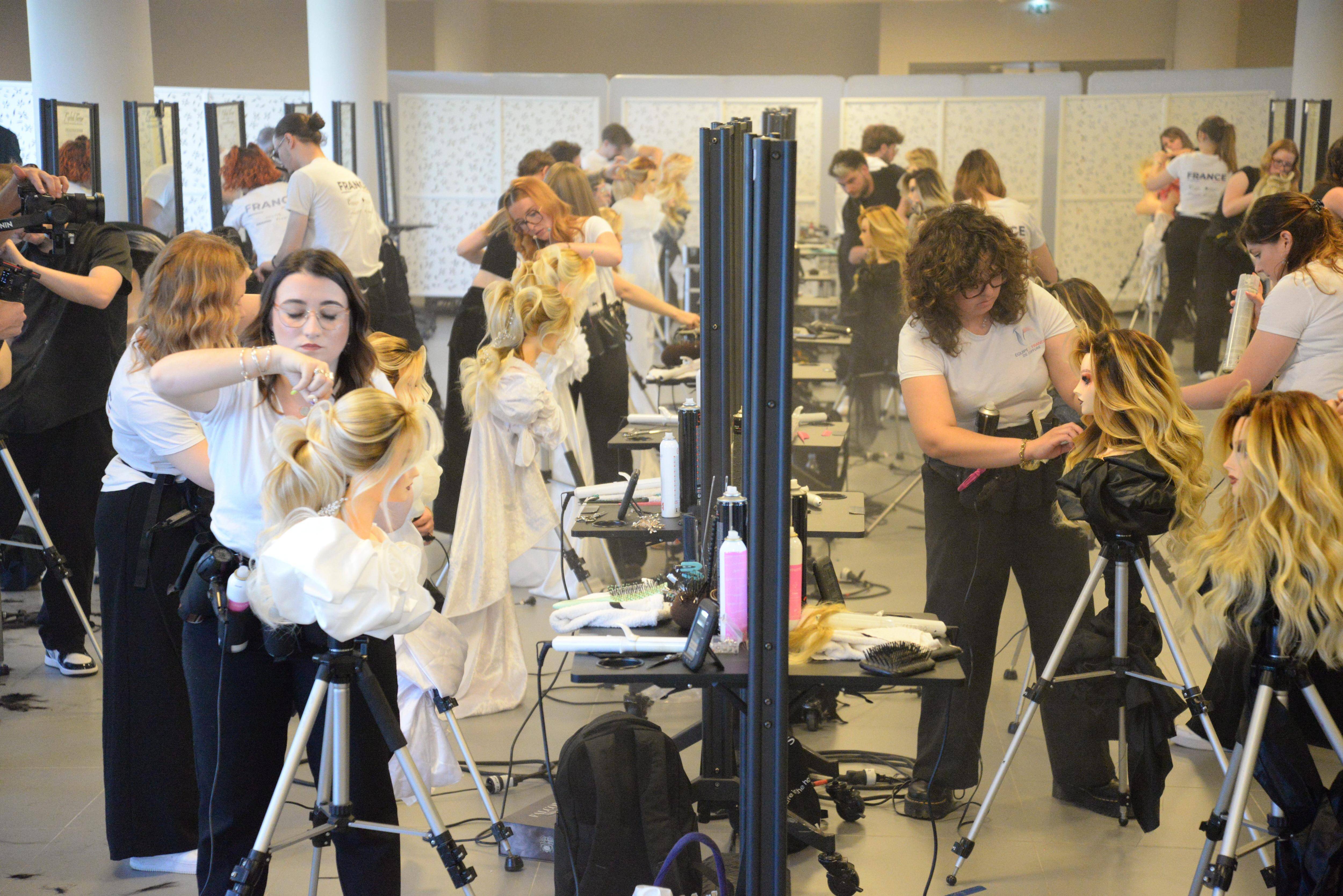 On a assisté à la première coupe de France de coiffure à Antibes ce dimanche