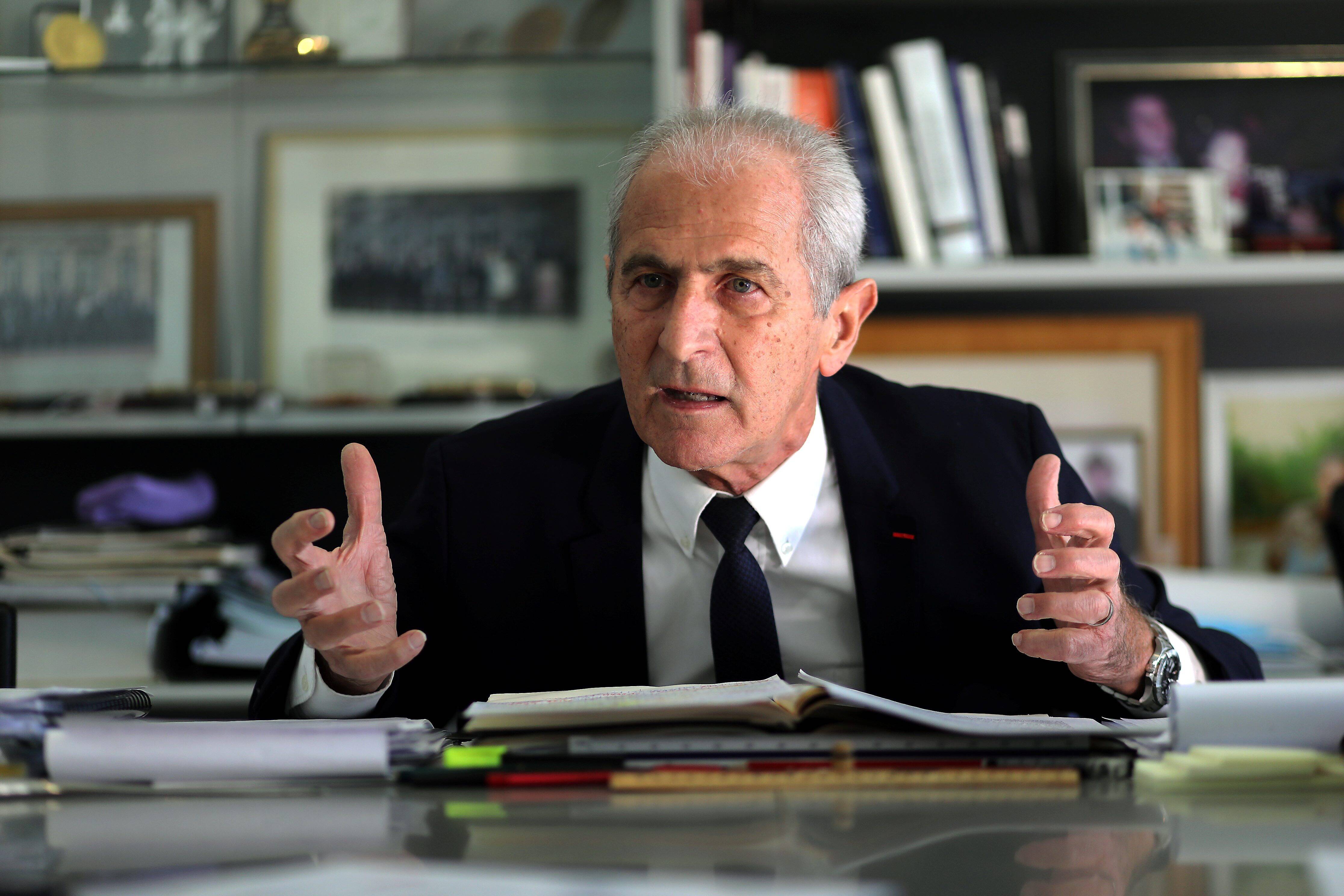 "Mon histoire avec Toulon et le Var n'est pas terminée!", Hubert Falco sort du silence