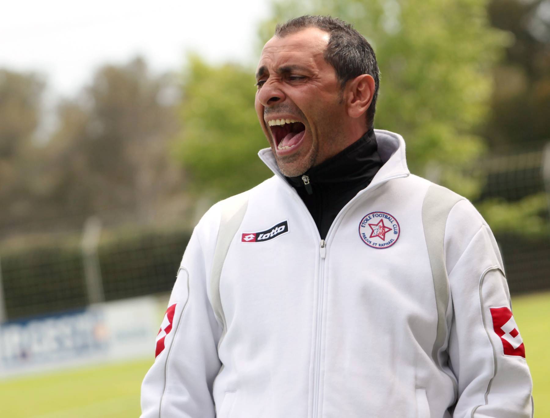 Thierry Malaspina revient sur le banc de l'Étoile FC Fréjus/Saint-Raphaël