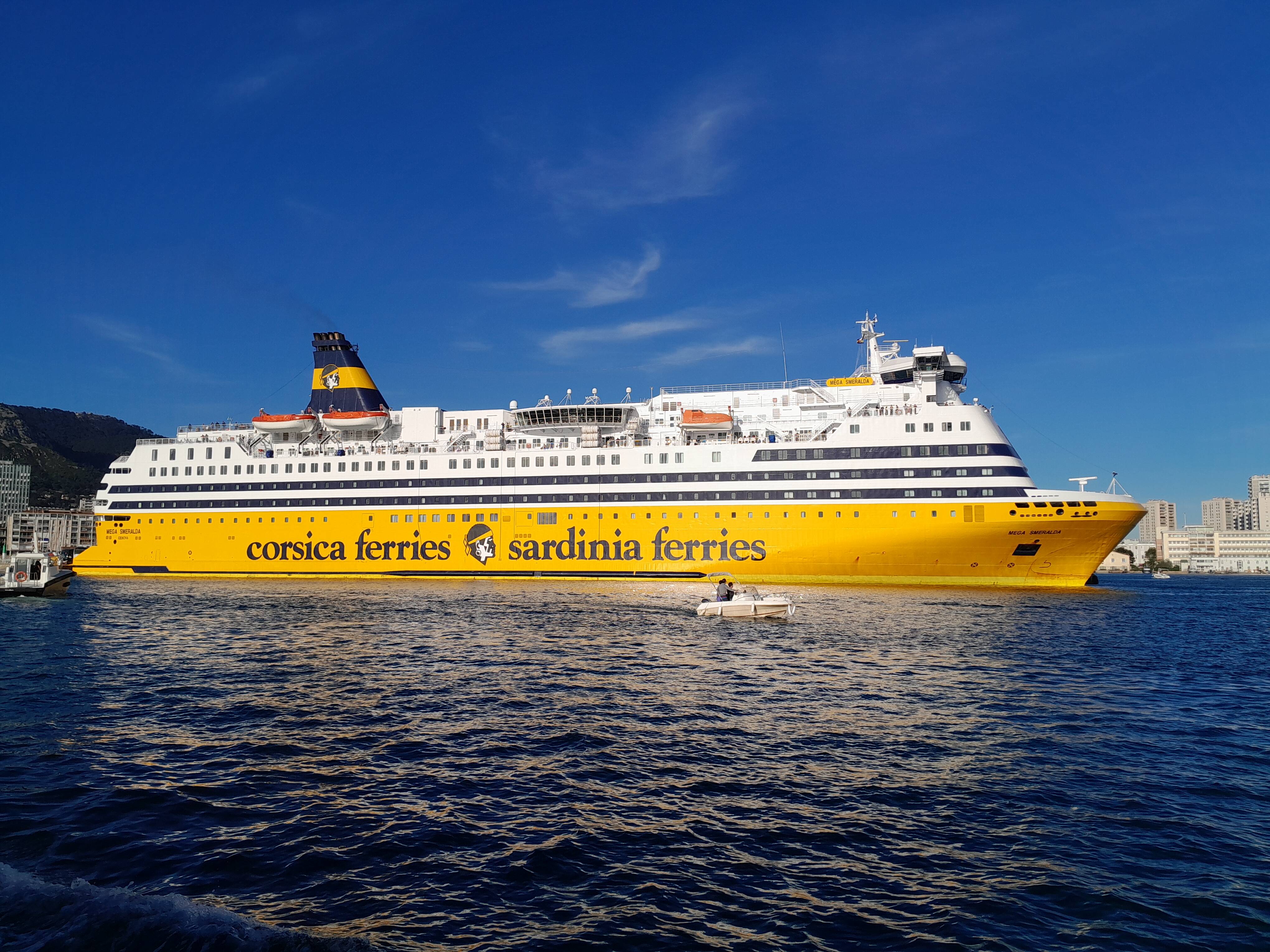 "C'est une très bonne idée cette mini-croisière": la Corsica Ferries ouvre une nouvelle ligne depuis Toulon, une dizaine d'escapades prévues cette année
