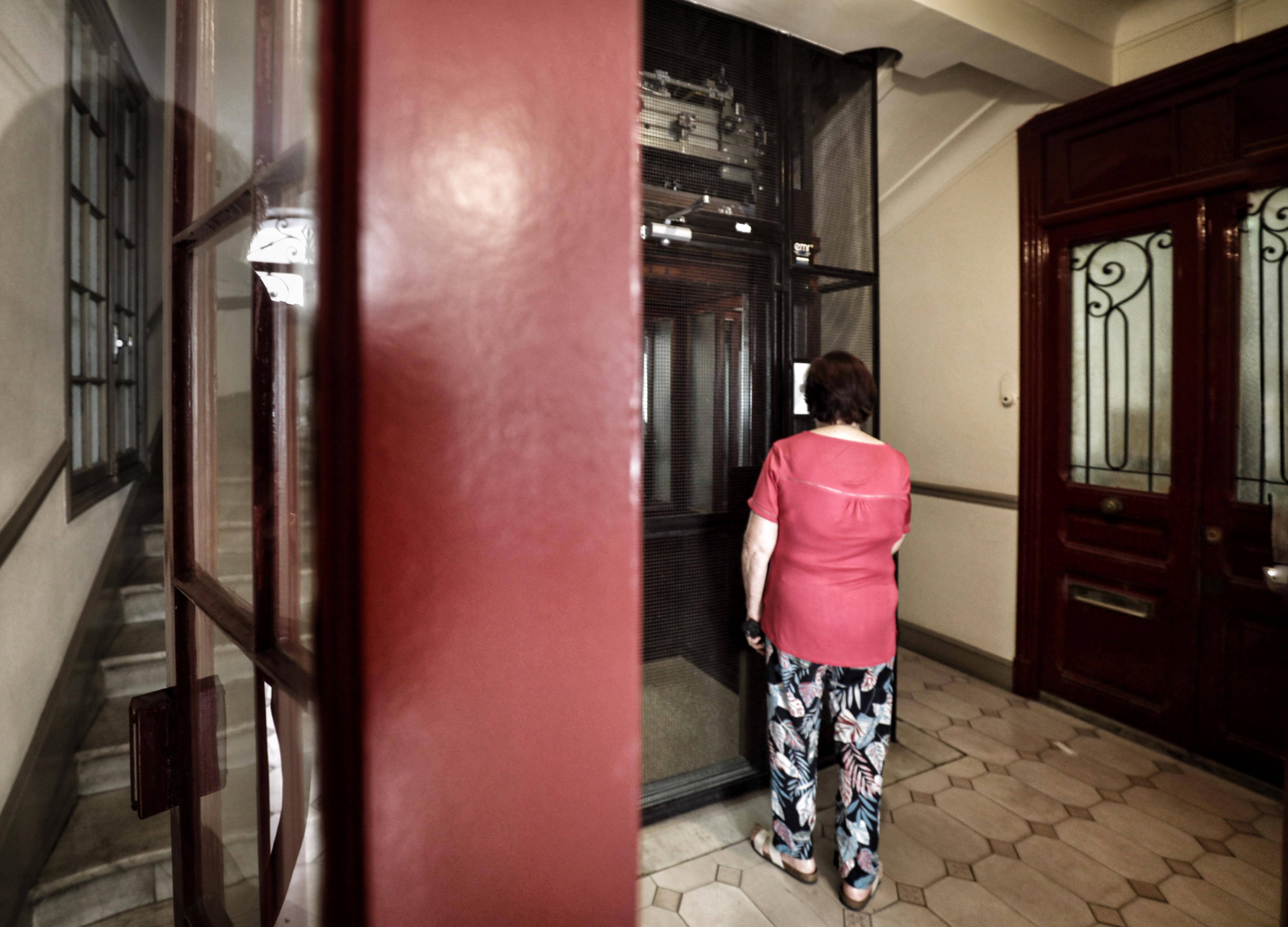 "Ils ont été au top": agressée chez elle à 86 ans pour trois bijoux, cette Niçoise témoigne pour remercier les policiers qui l'ont accompagnée