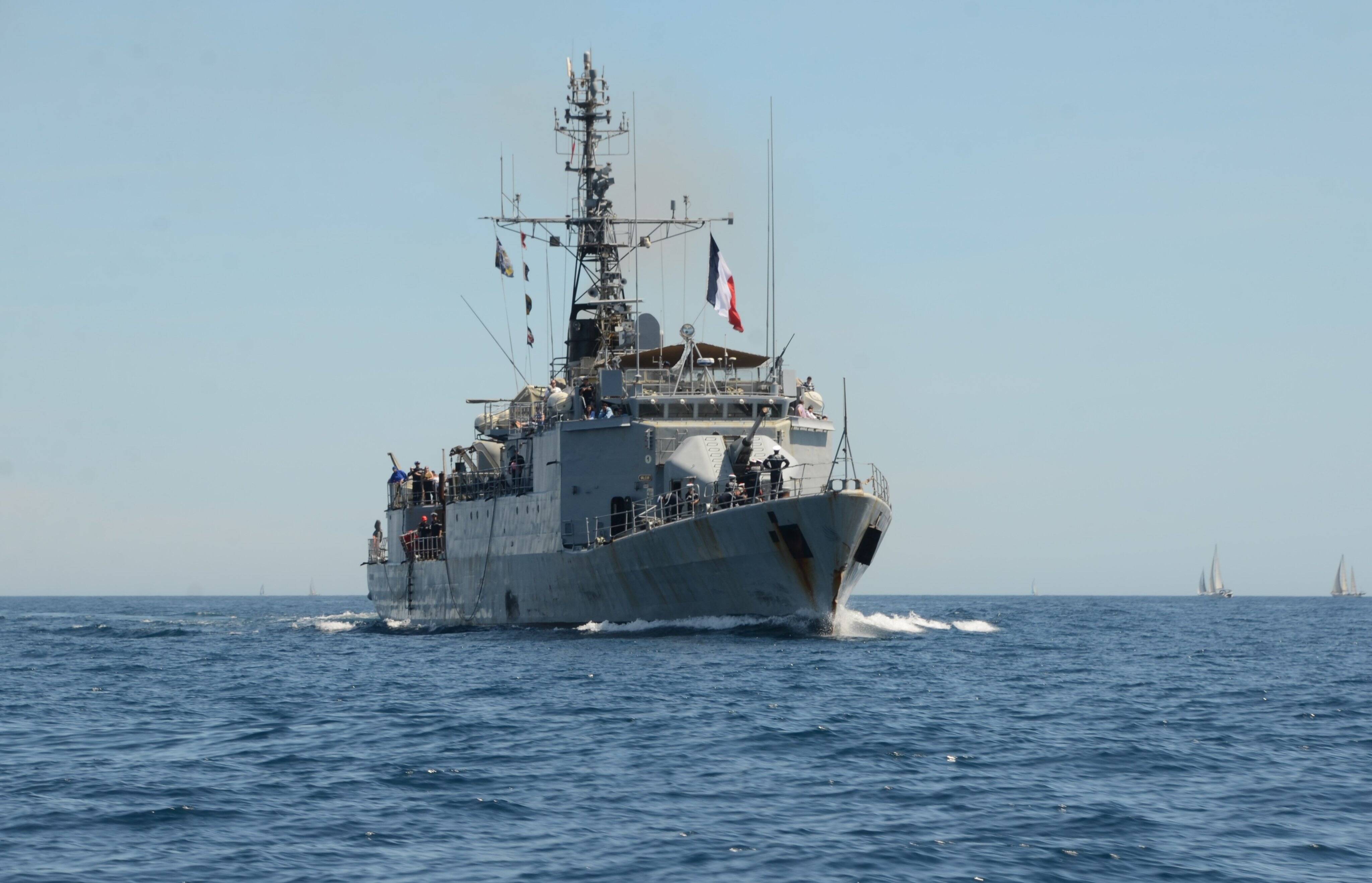 La fin d'une époque: après 42 ans de service, le patrouilleur de haute mer Commandant Ducuing tire sa révérence