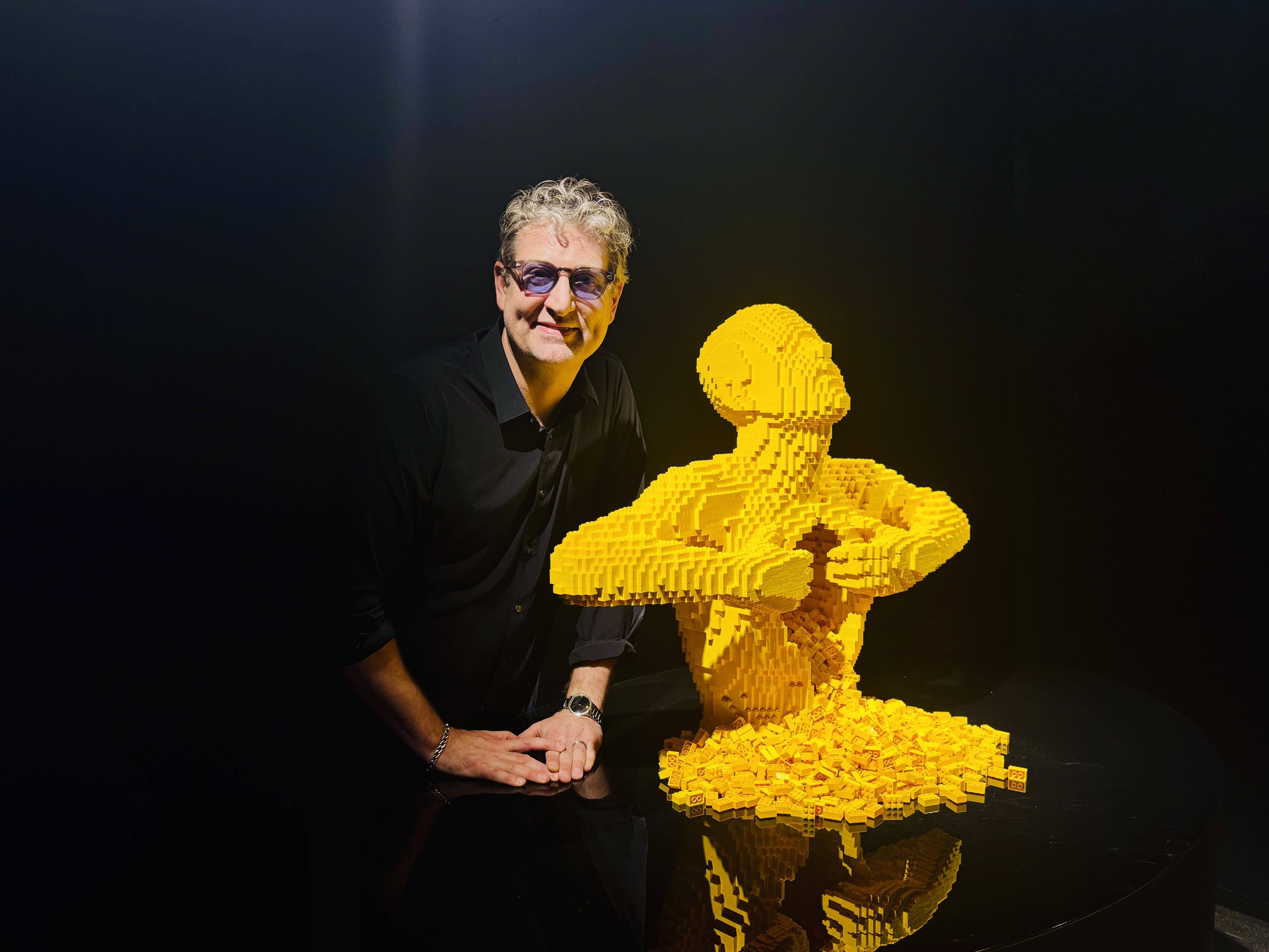 Des Lego pour faire de l'art: l'univers de Nathan Sawaya à découvrir à Marseille avec l'expo "The Art of the Brick"