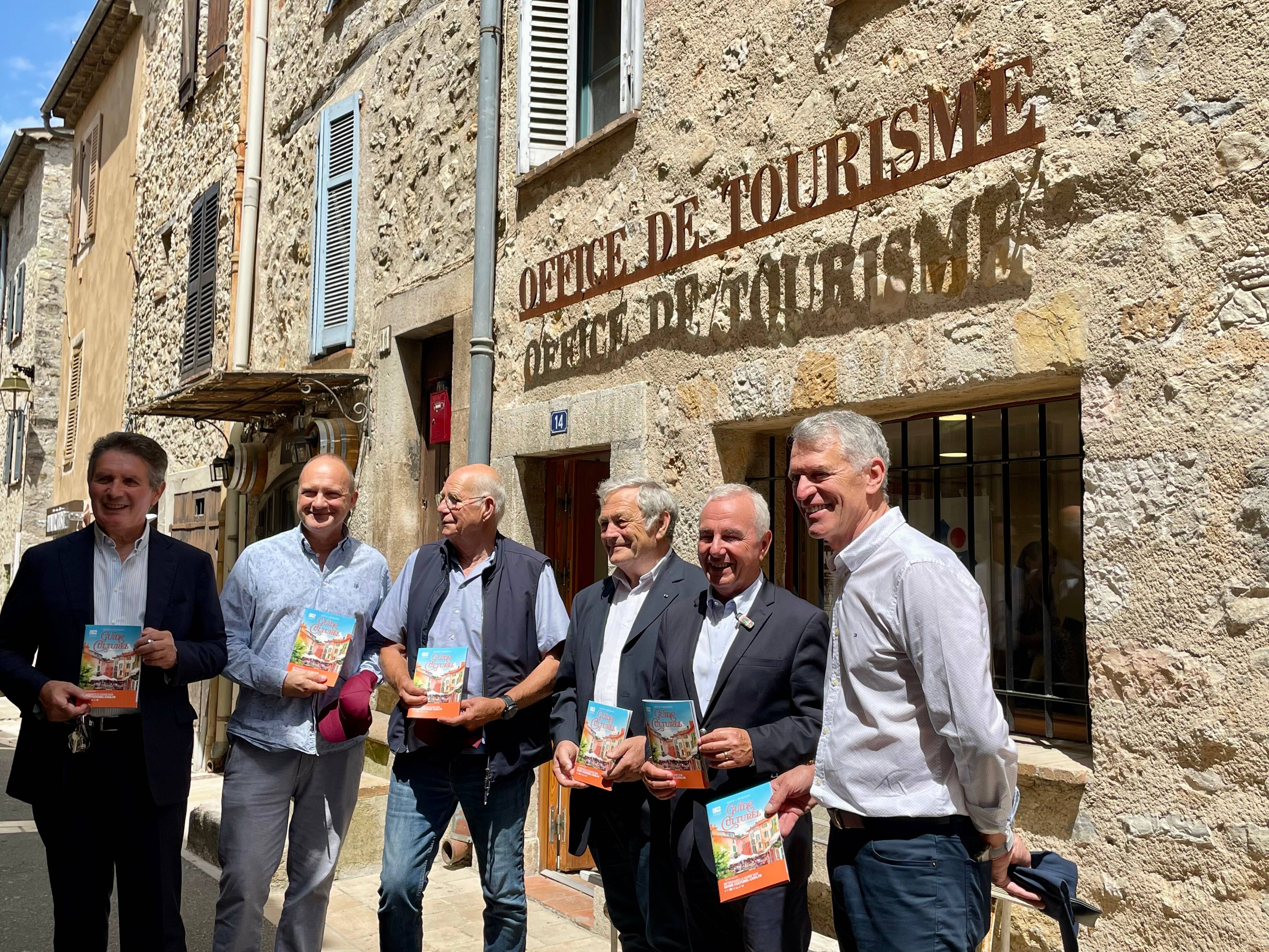 Comment ce célèbre village de la Côte d'Azur veut attirer plus de touristes locaux