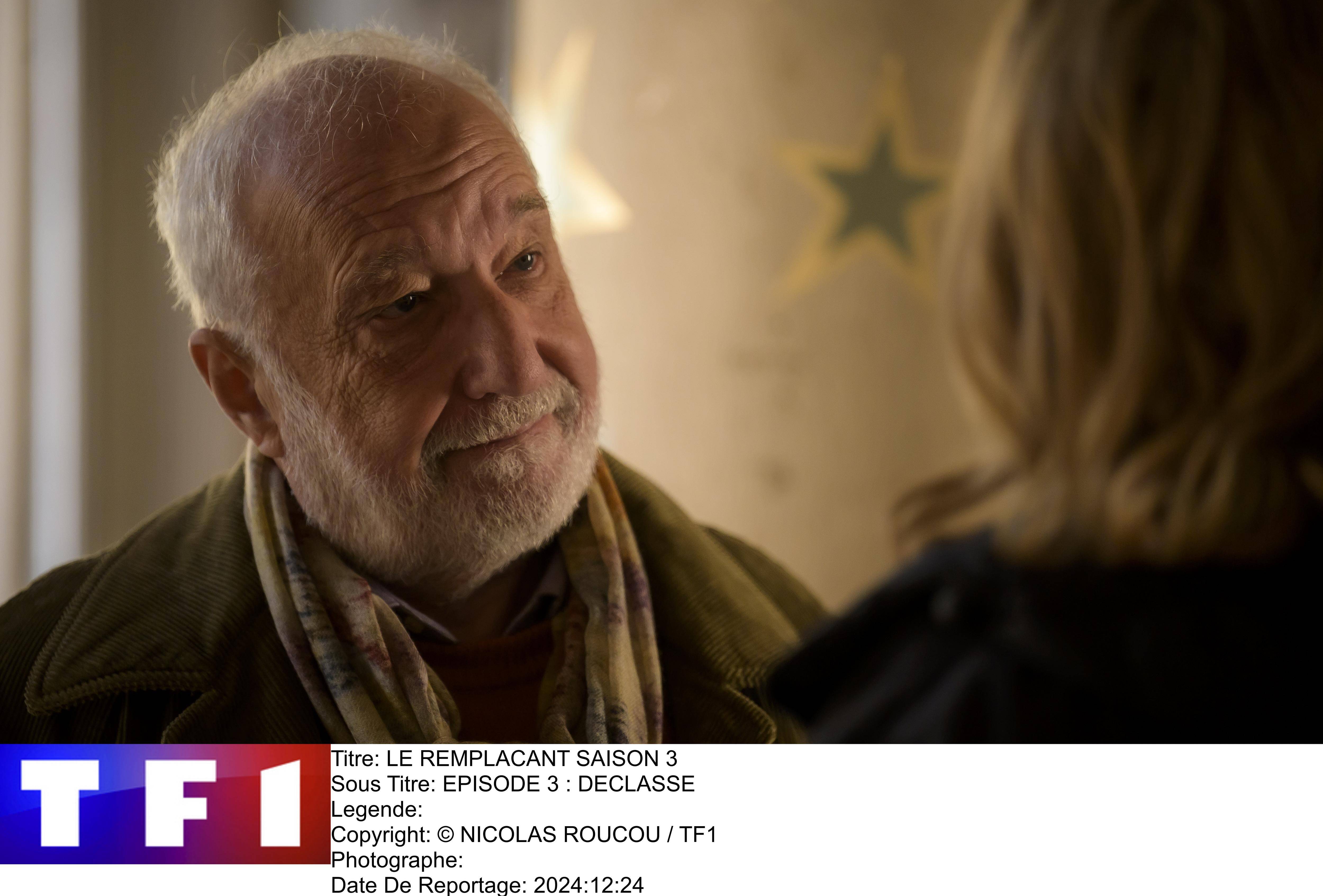 "Je me suis souvenu de ma propre adolescence": François Berléand débarque dans la nouvelle saison du "Remplaçant" avec JoeyStarr sur TF1