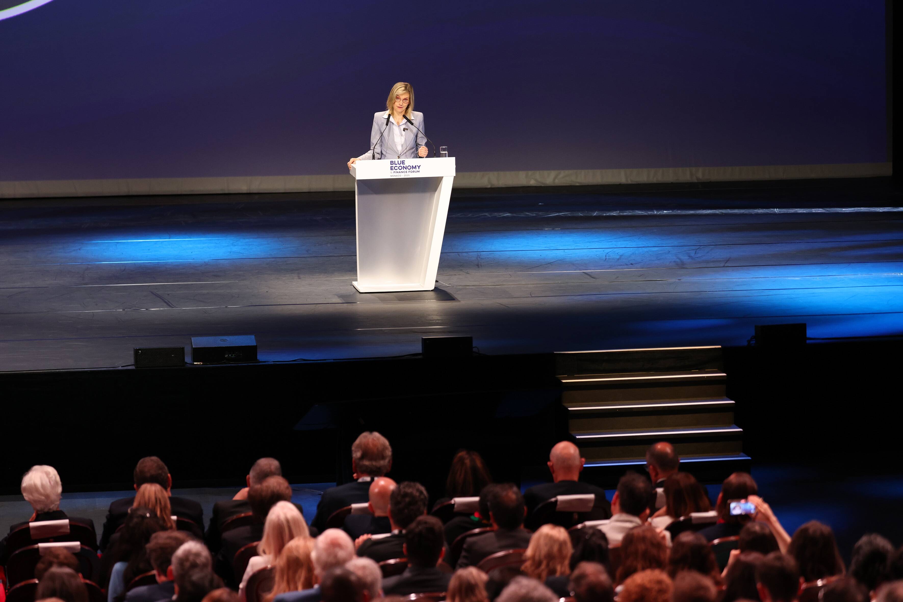 "L'océan, une opportunité à 25.000 milliards de dollars": la préservation de l'océan passe aussi par des investissements