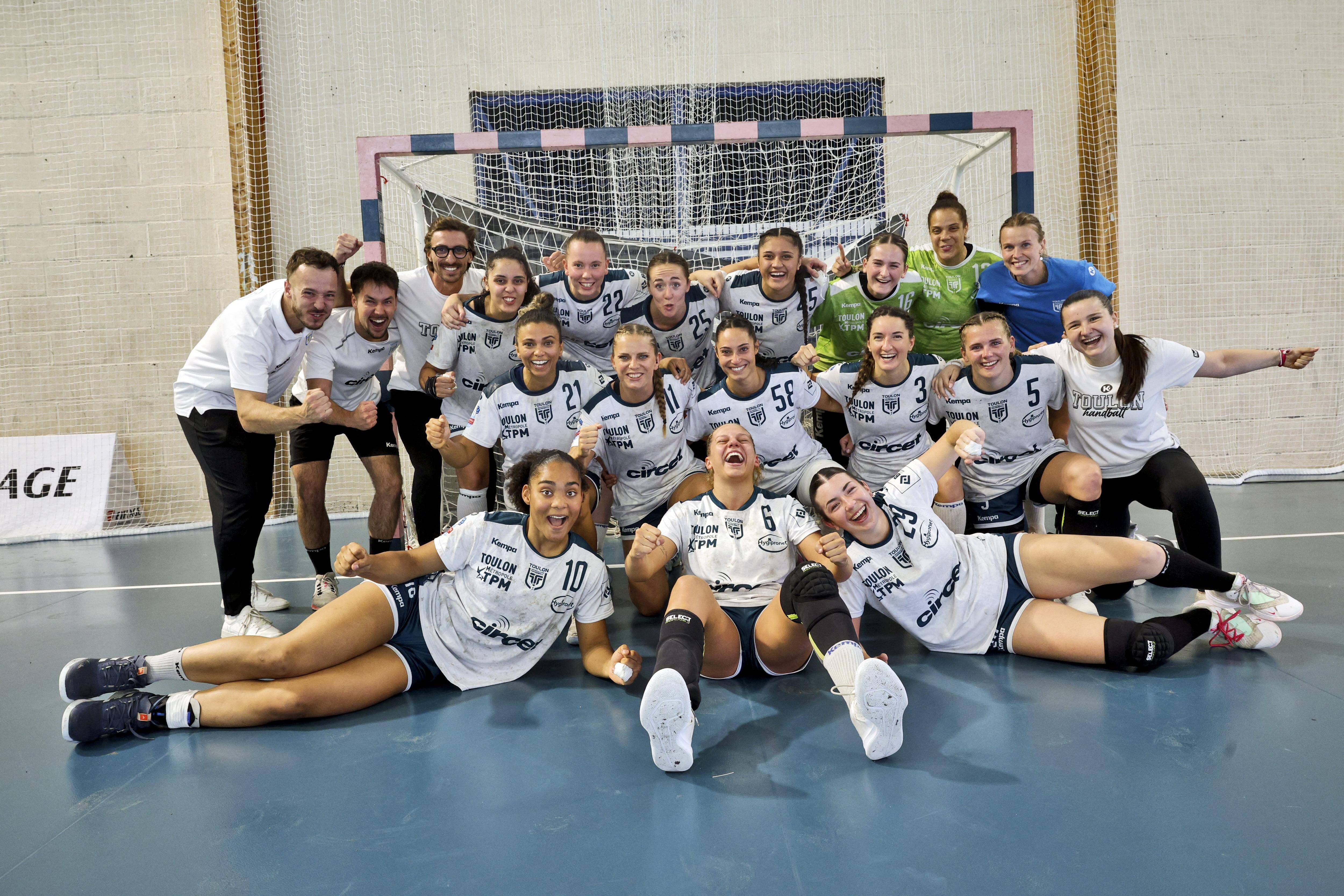 Handball: les Toulonnaises décrochent leur maintien avec la manière à Sambre-Avesnois