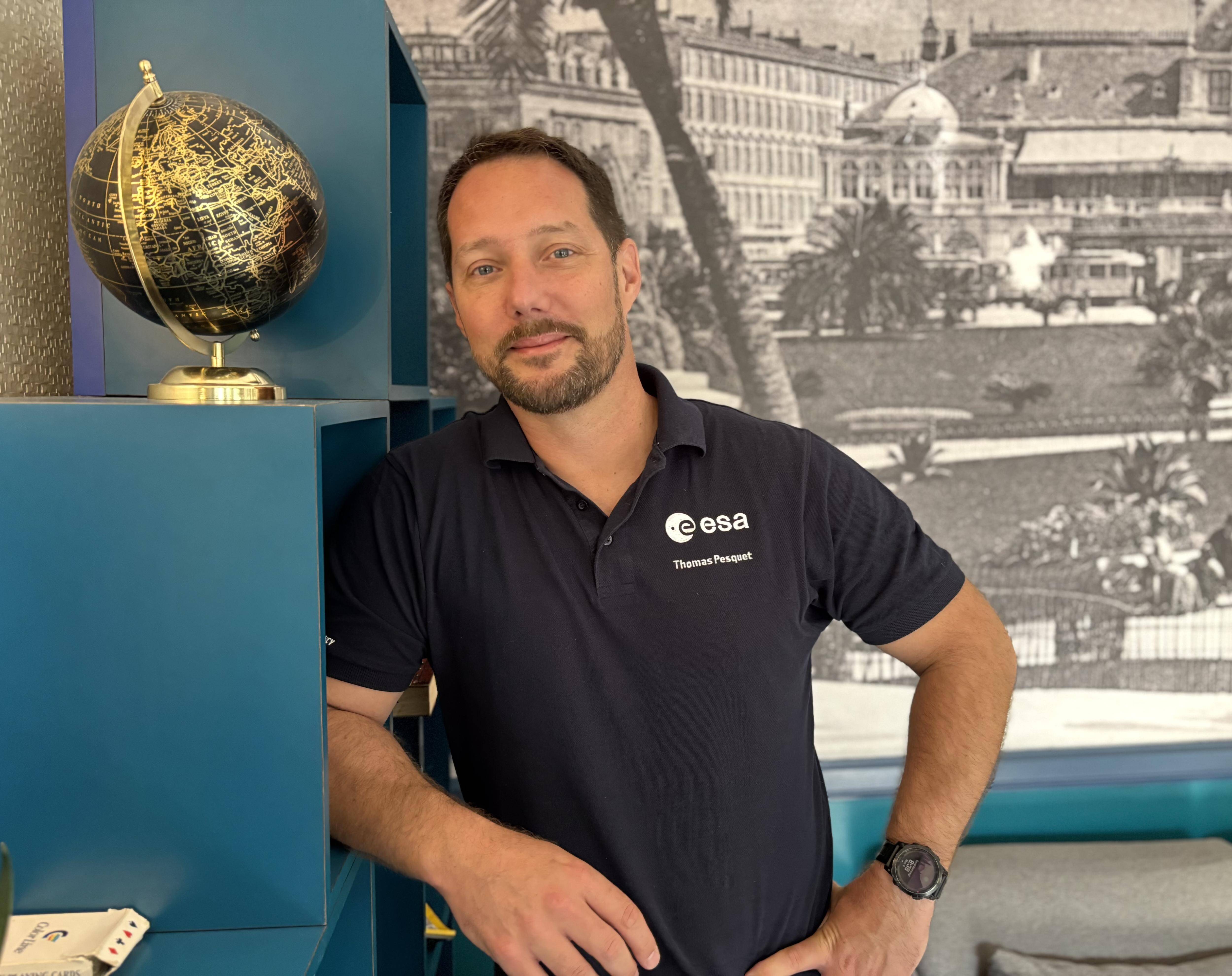 "L'espace est le meilleur partenaire de l'océan pour la recherche": à Nice, le regard très spatial de Thomas Pesquet sur l'état de notre planète bleue