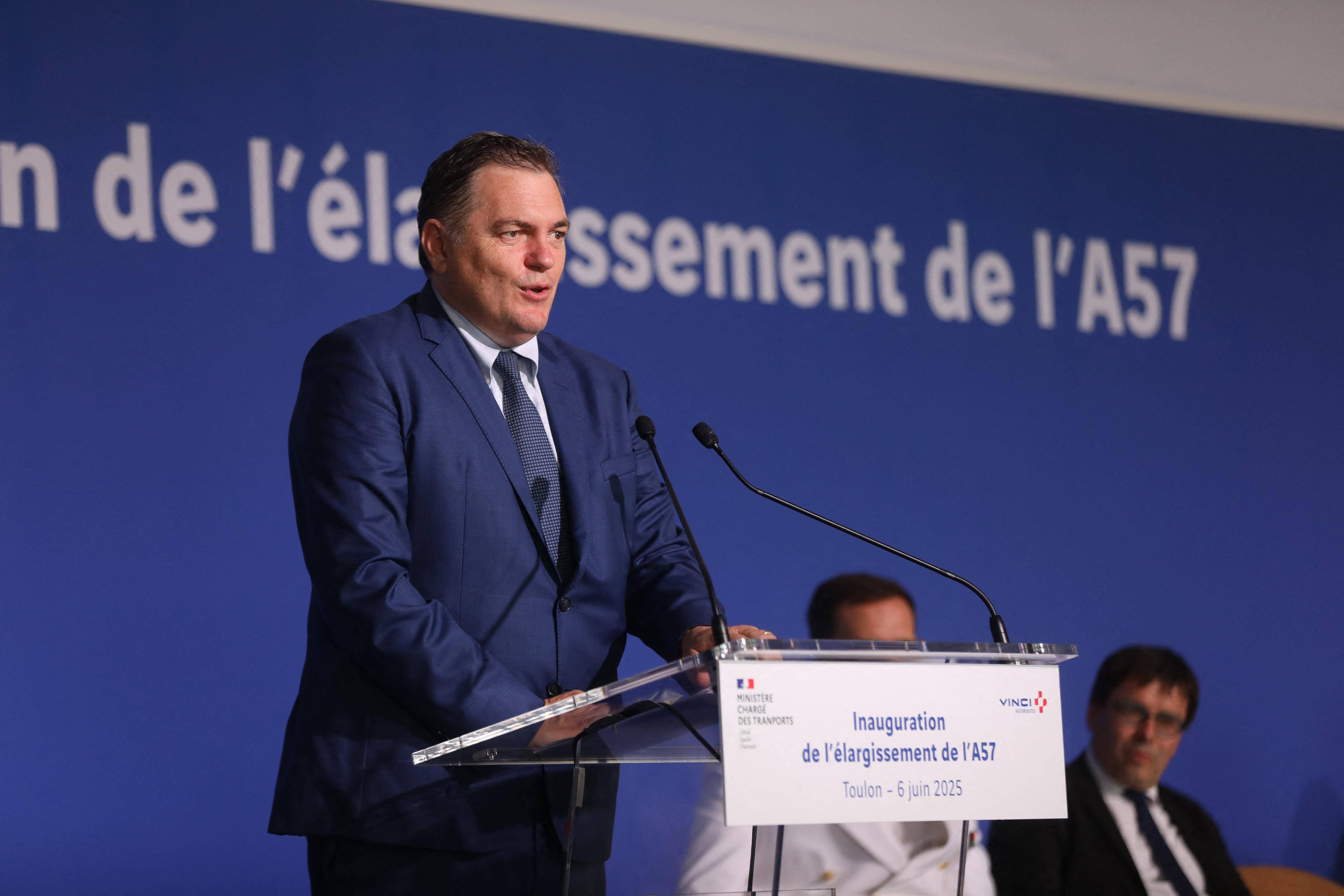 "Je ne crois pas à un grand projet qui réglerait tous les problèmes de mobilité entre Nice et Monaco", affirme Philippe Tabarot