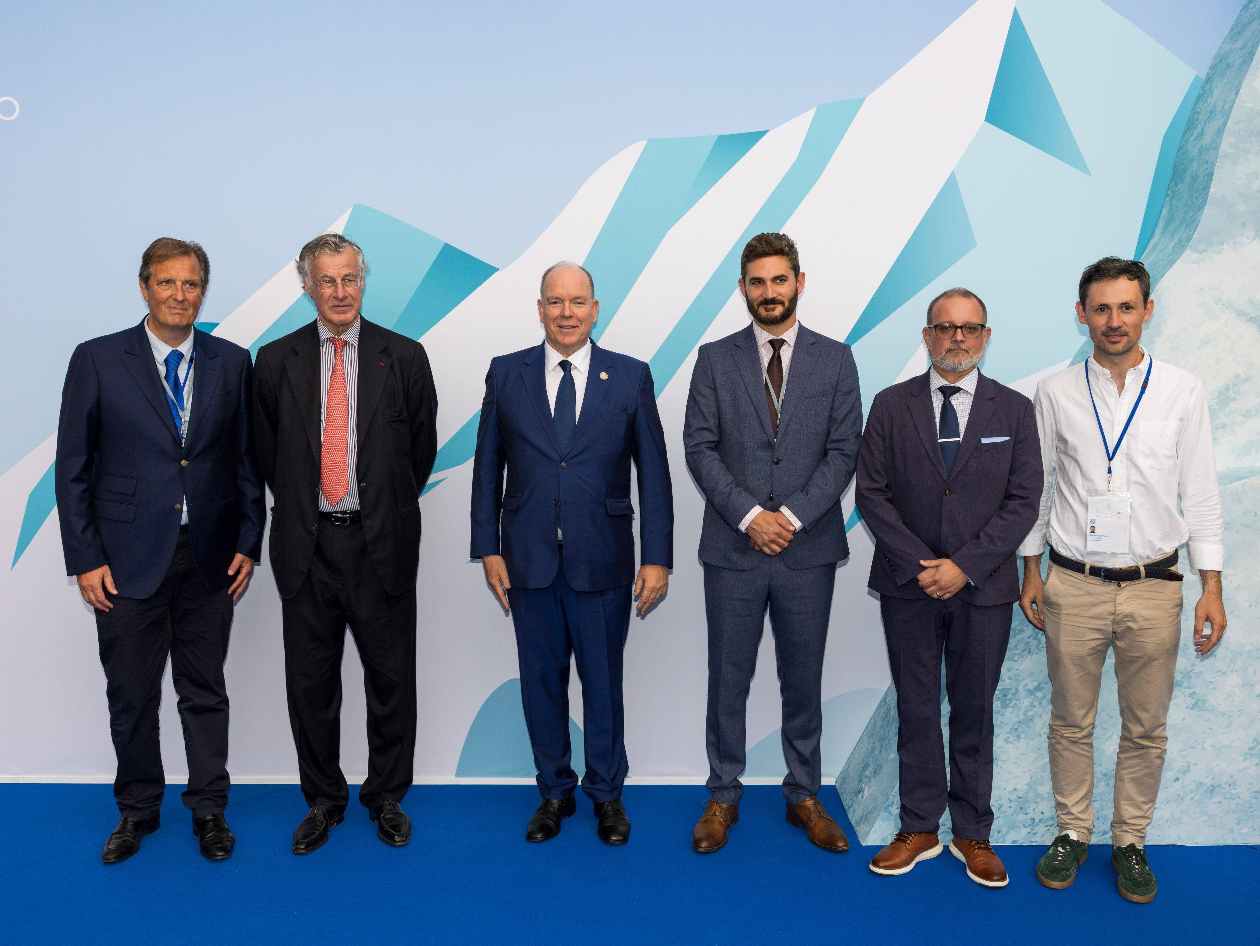 Le prince Albert II et sa fondation apportent leur soutien aux donateurs pour la protection des régions polaires