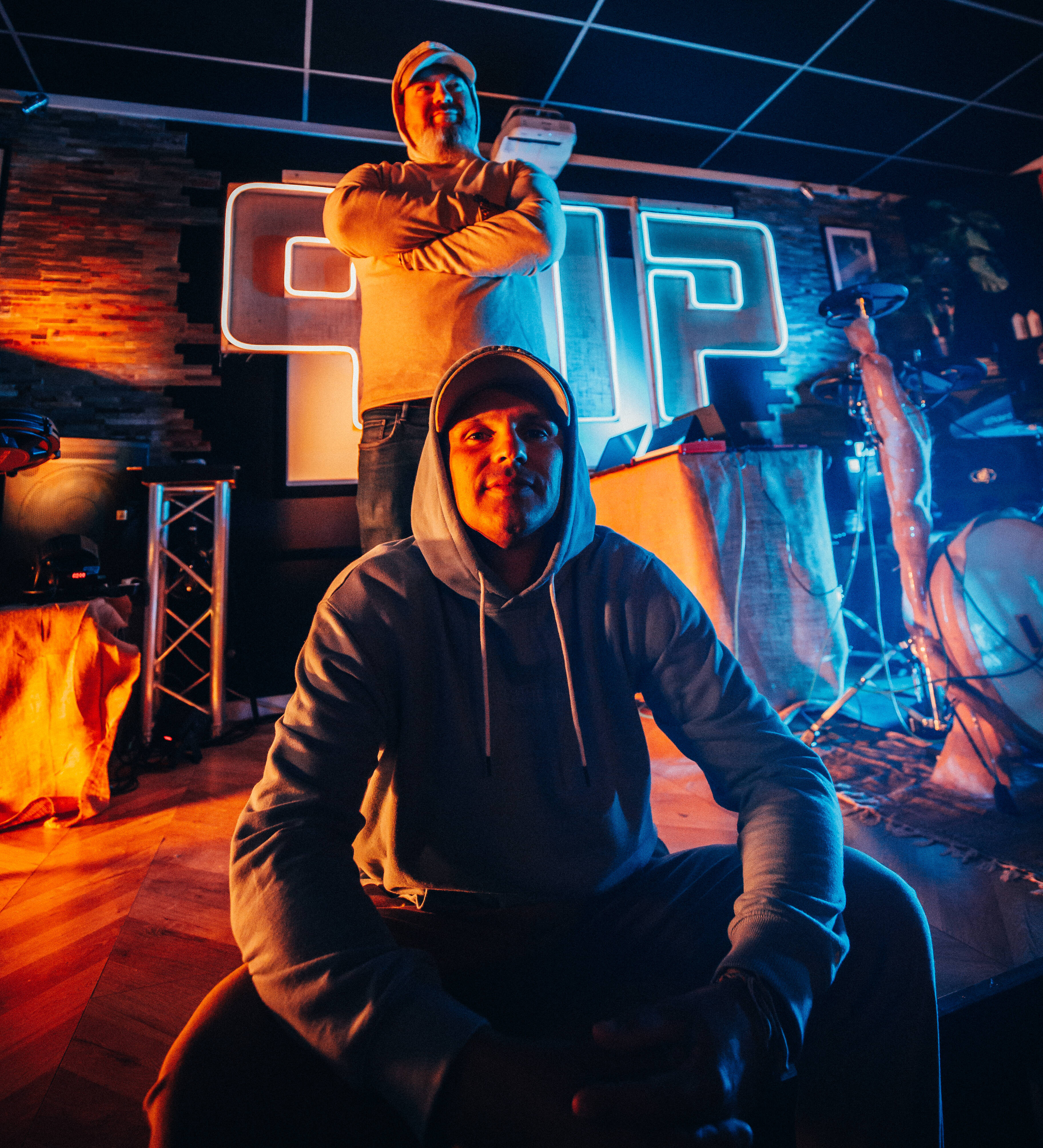 Le duo Pantin2paille, entre beats, flow et verbe affûté, comme à la maison aux Nuits Carrées