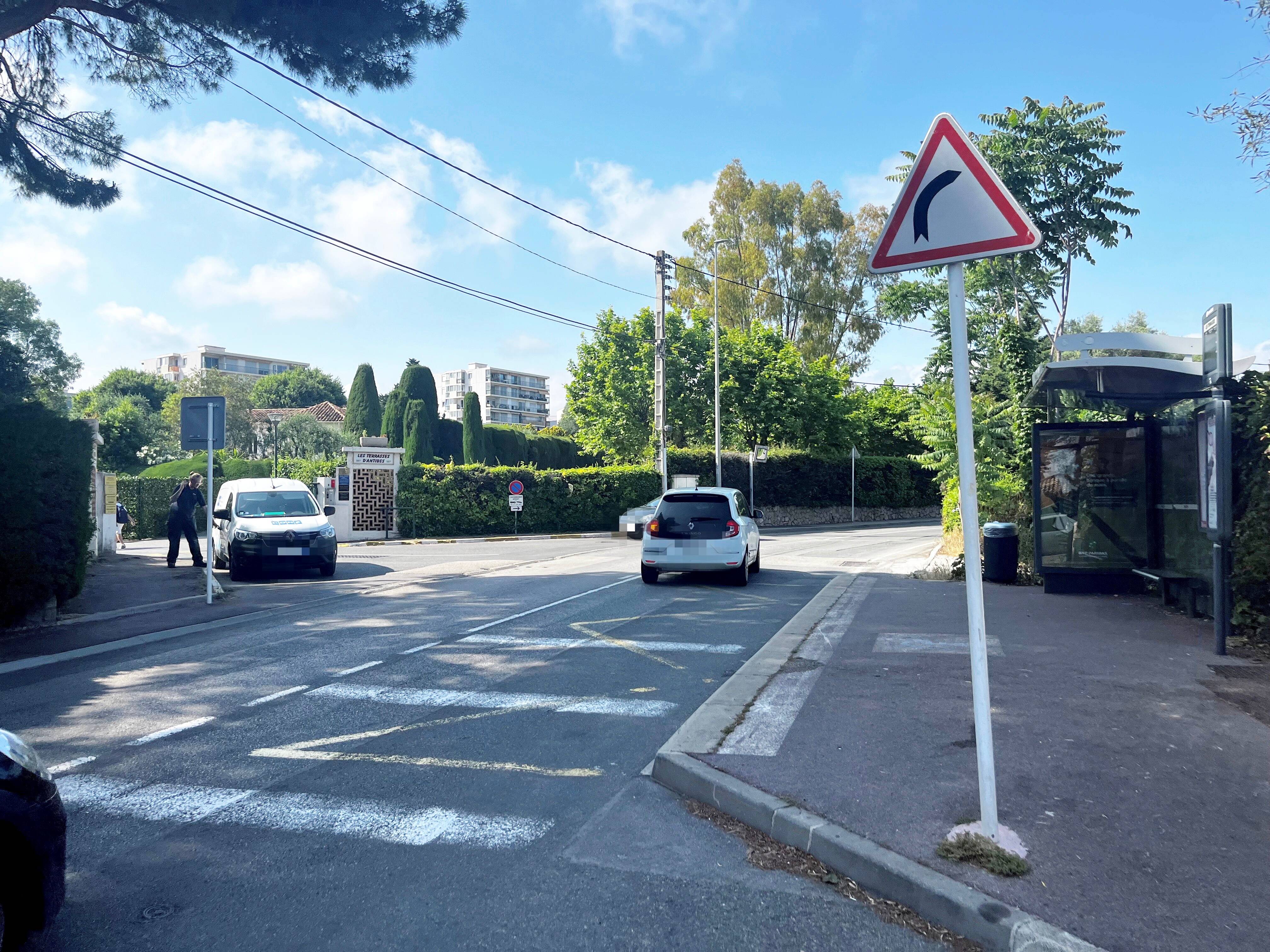 Le conducteur qui a mortellement percuté la mère de famille à Antibes placé sous contrôle judiciaire