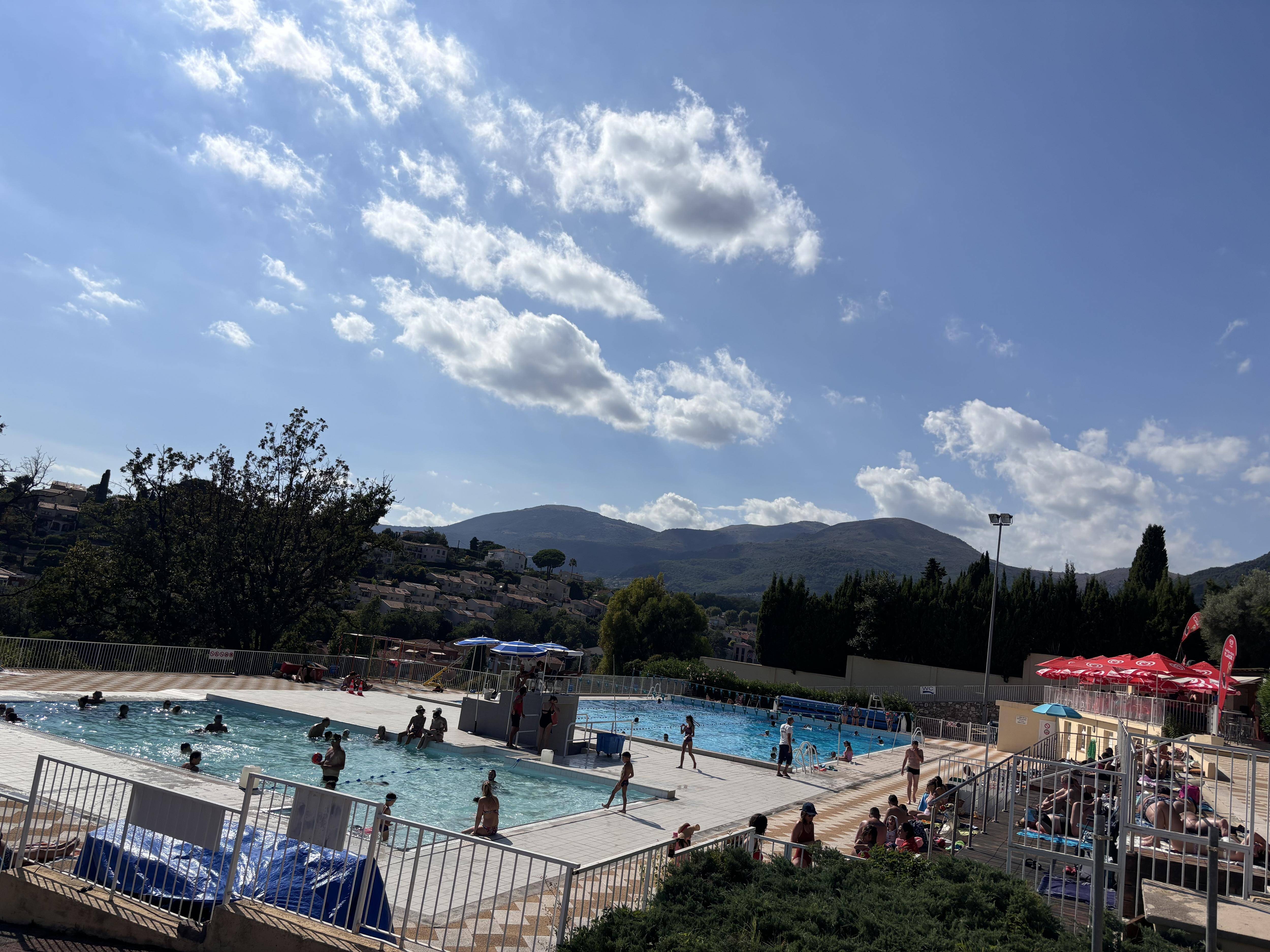 Tarif pour les seniors, nouvelles activités: tout savoir sur la piscine de Vence ouverte jusqu'en septembre