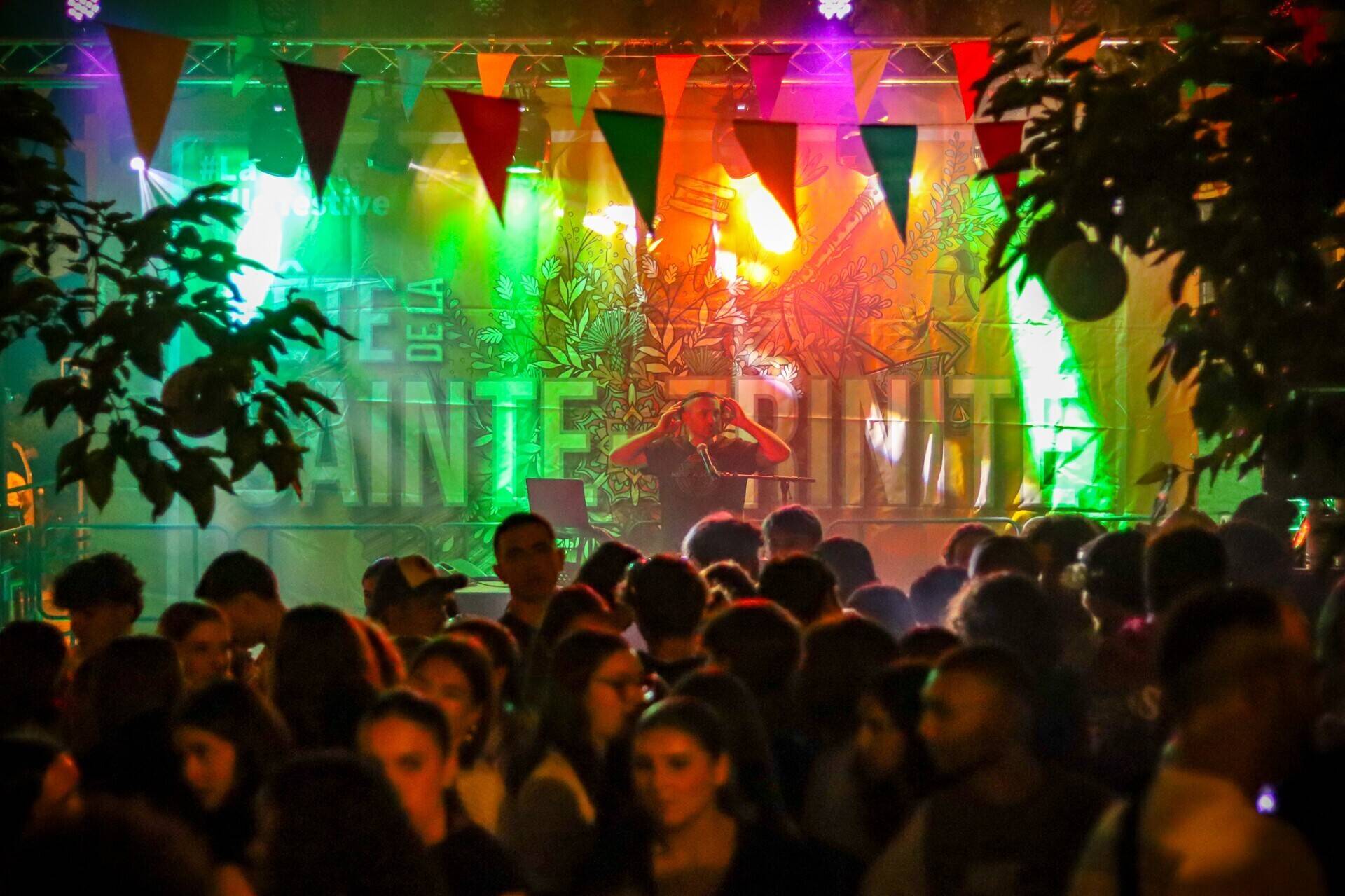 Bal, aubades, animations pour les enfants, concours de pétanque, marché... La Trinité en fête de vendredi à dimanche