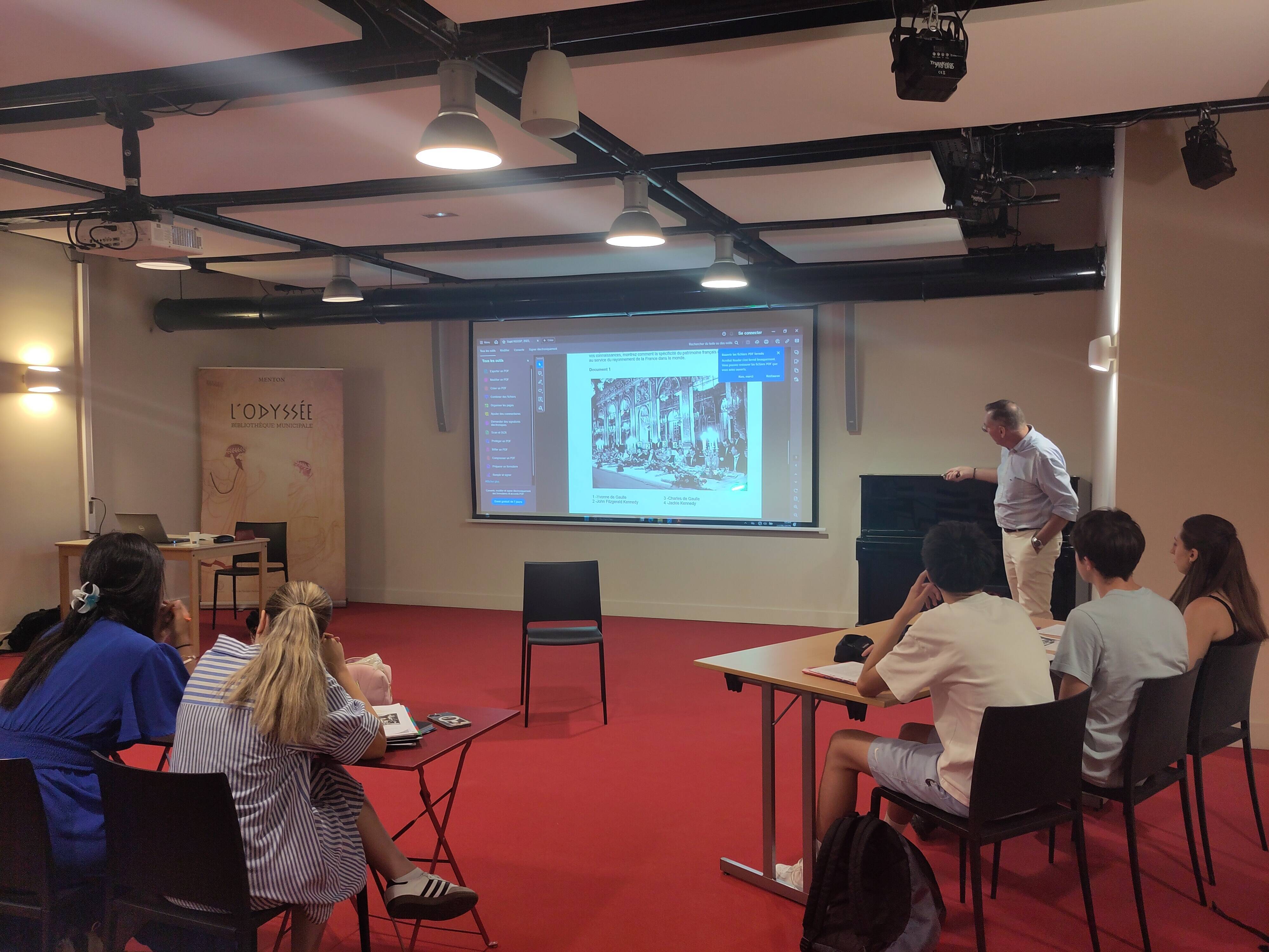 Baccalauréat 2025: pourquoi ces élèves de Menton ont décidé de prendre des cours de dernière minute