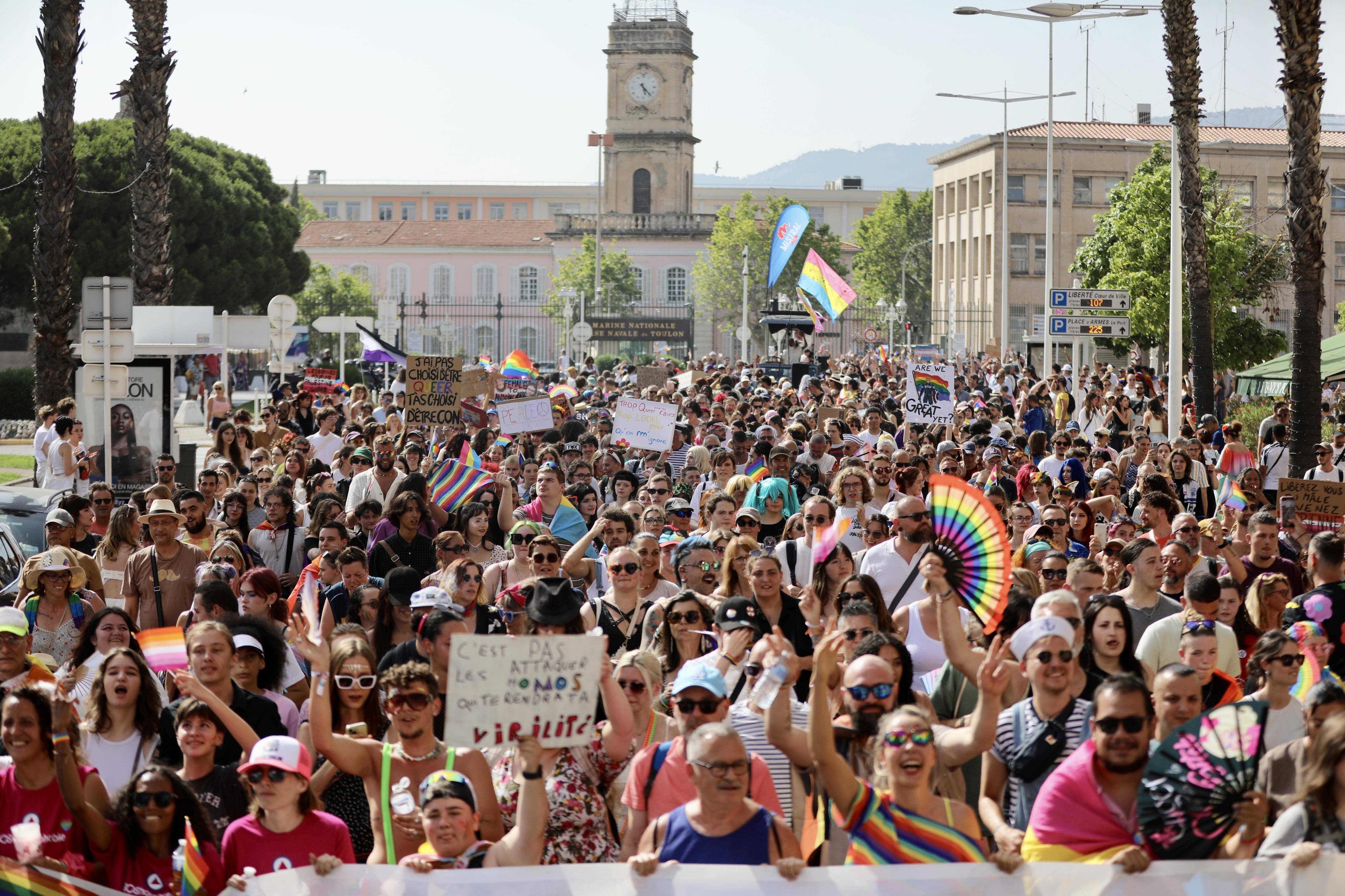 A Toulon, entre 2.000 et 4.000 personnes ont défilé à la marche des fiertés