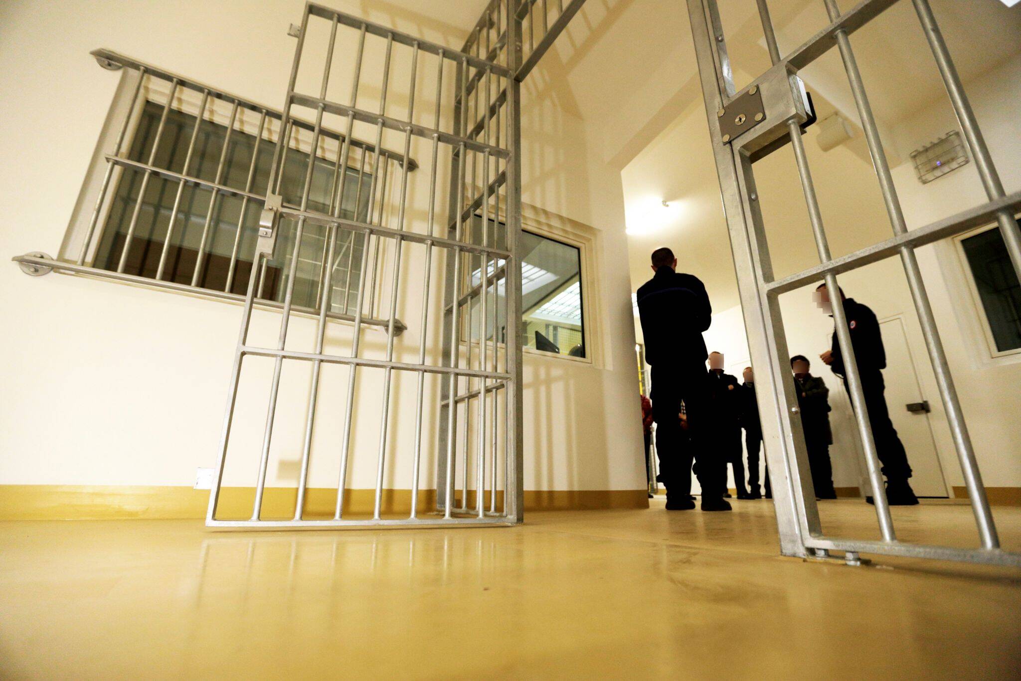 "Un crachat de plus au visage": les surveillants pénitentiaires remontés après une décision du Conseil constitutionnel