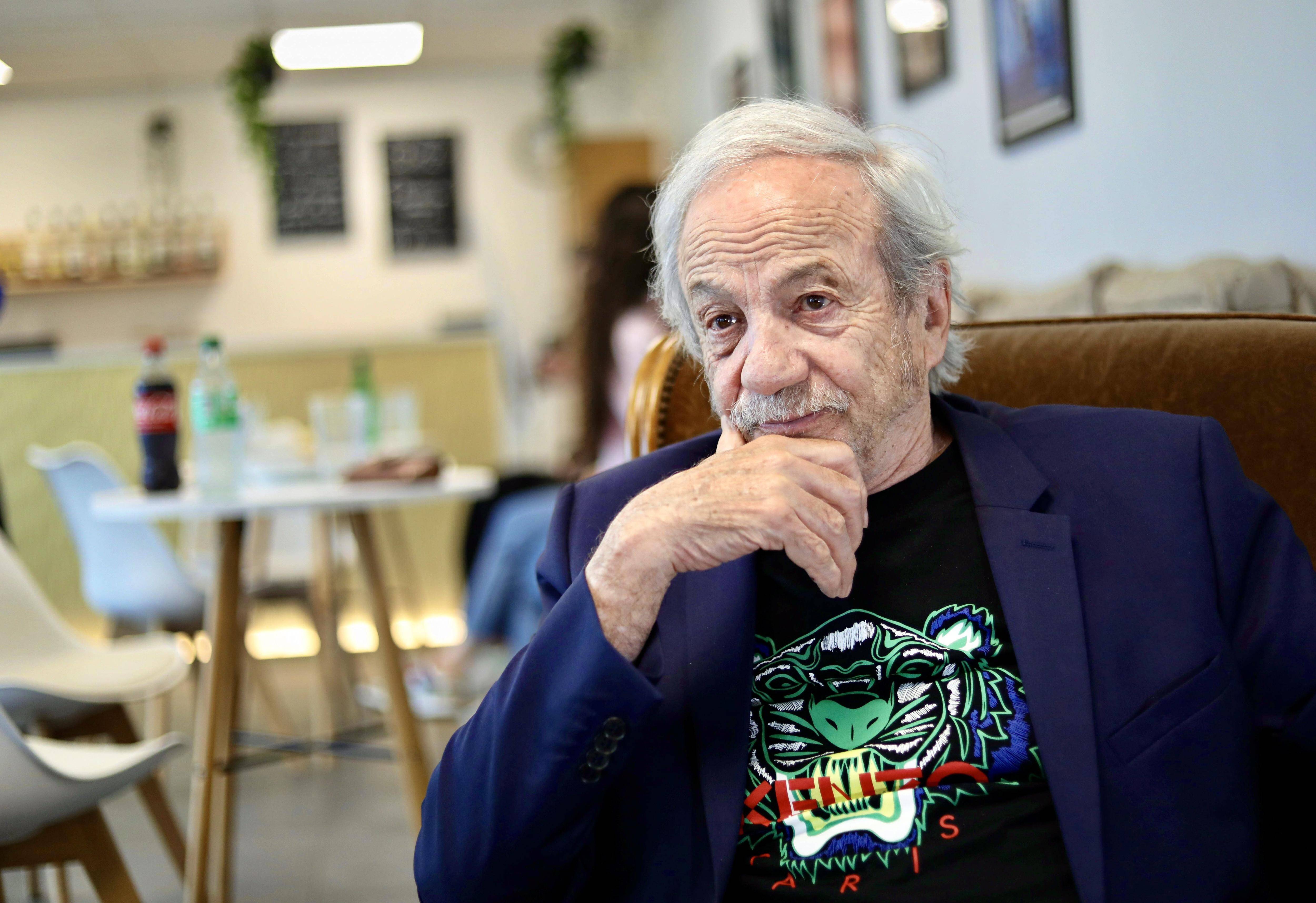 "J'aime être en dehors des circuits": à l'affiche du film "La Tournée", Patrick Chesnais défend les cinémas de province