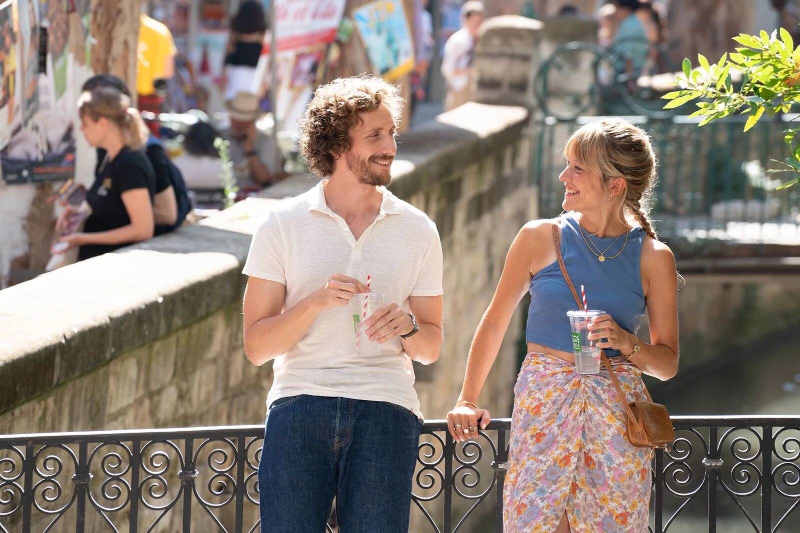 Il joue un comédien en perte de vitesse dans "Avignon": 3 choses à savoir sur Baptiste Lecaplain