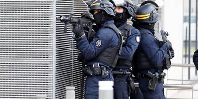 Une centaine de policiers, le RAID et la CRS 81 en renfort, des armes et du cash saisis... Ce que l'on sait sur le vaste coup de filet anti-stups mené à Nice et dans sa région