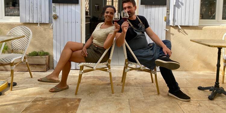 À Esparron, un bistrot de village devenu rendez-vous incontournable des amoureux du vin