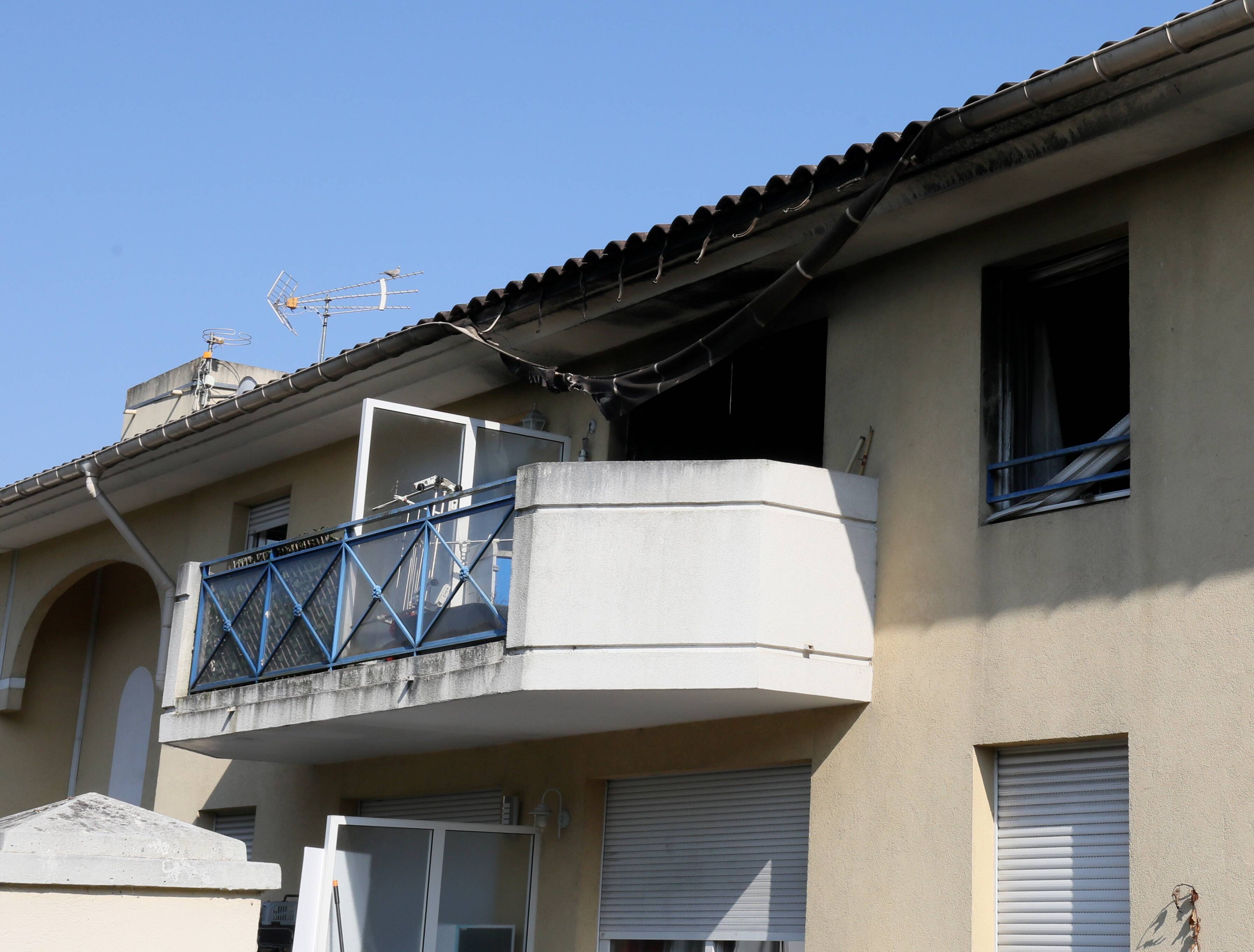 "J'ai vu de la fumée puis un homme à terre": cette lycéenne a porté secours à la victime d'un incendie à Mougins