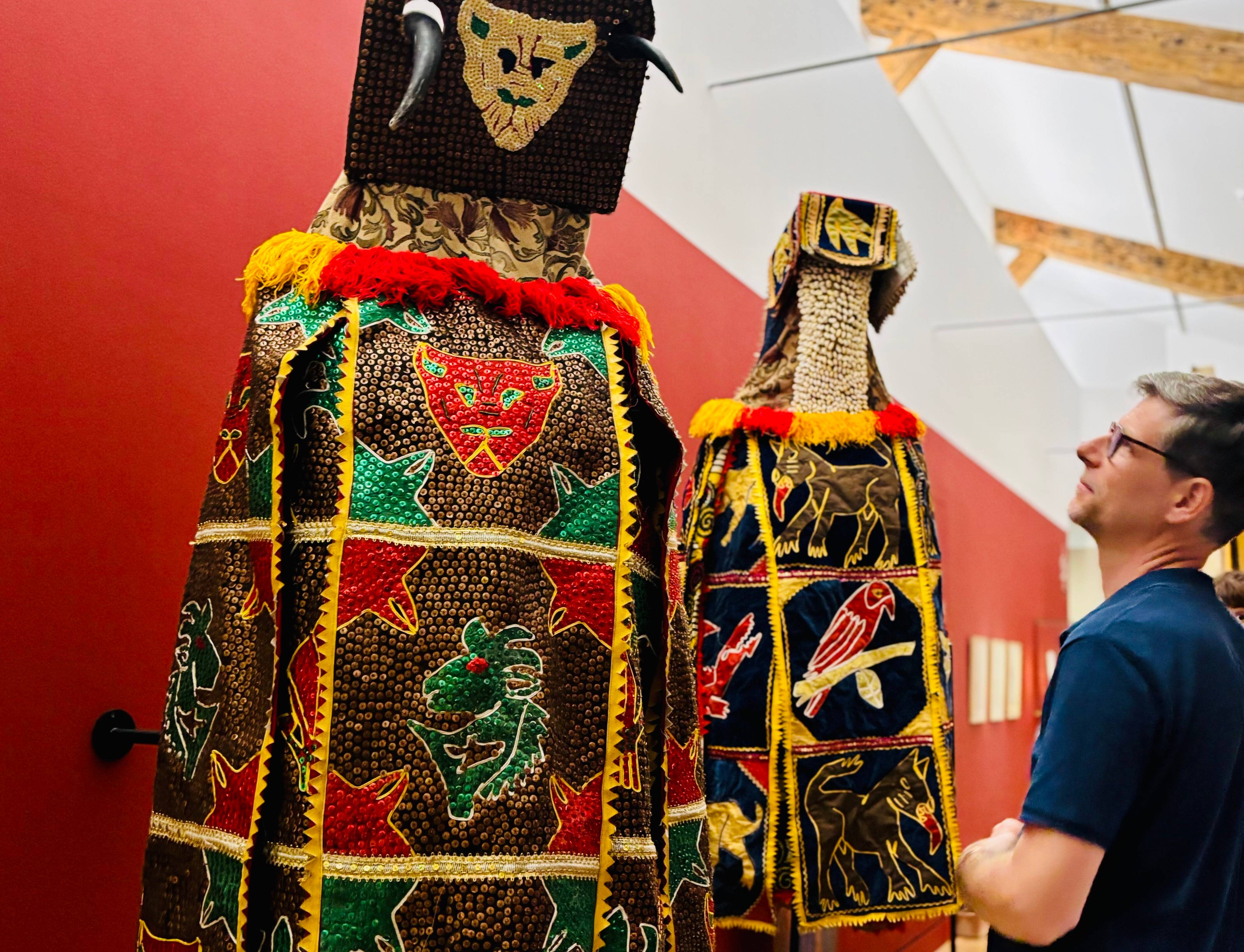 Pourquoi les fantômes nous hantent-ils encore? Une expo inédite entre science, croyances et art tente de répondre à cette question à Draguignan