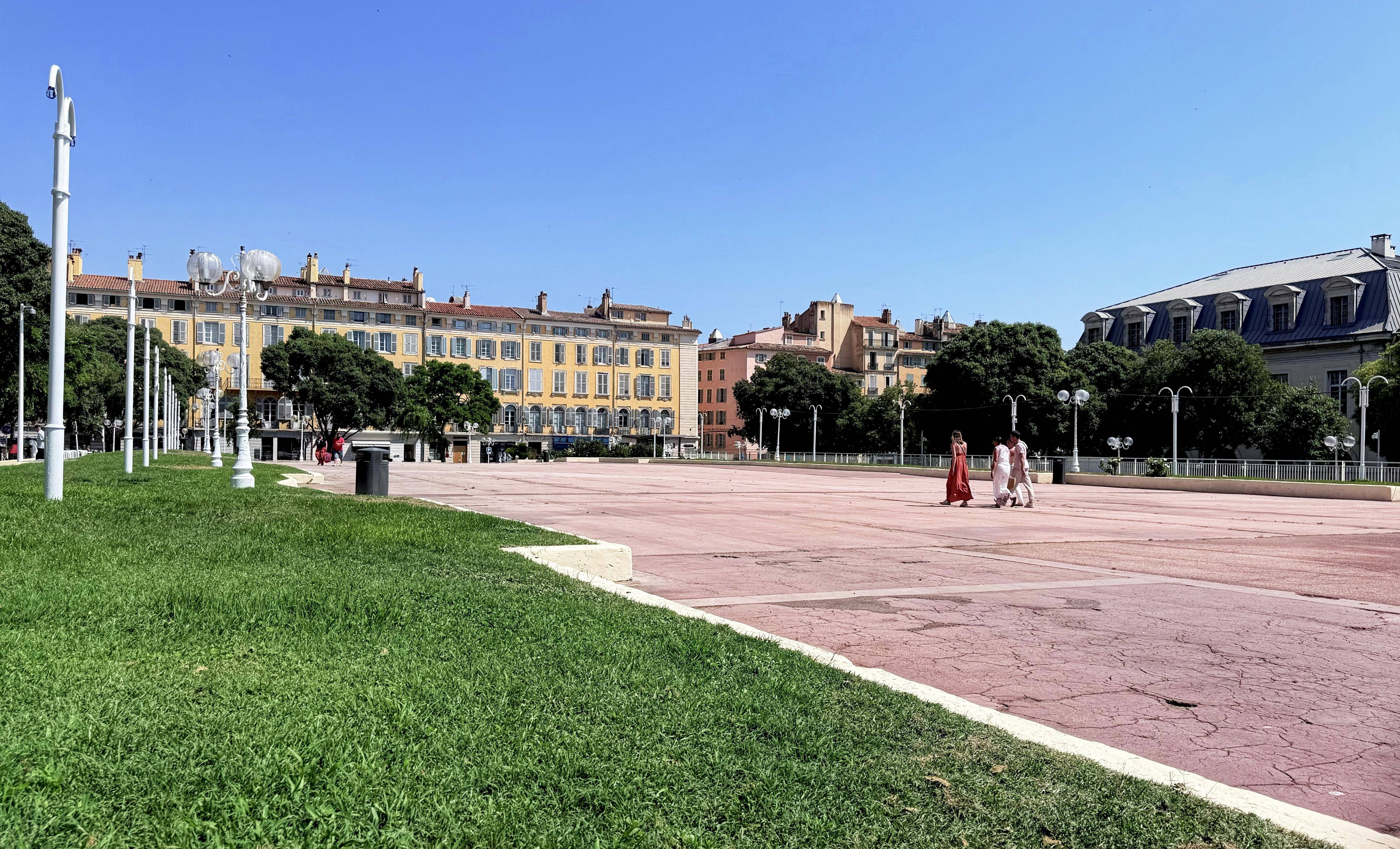 8 millions d'euros pour rénover cette place emblématique de Toulon