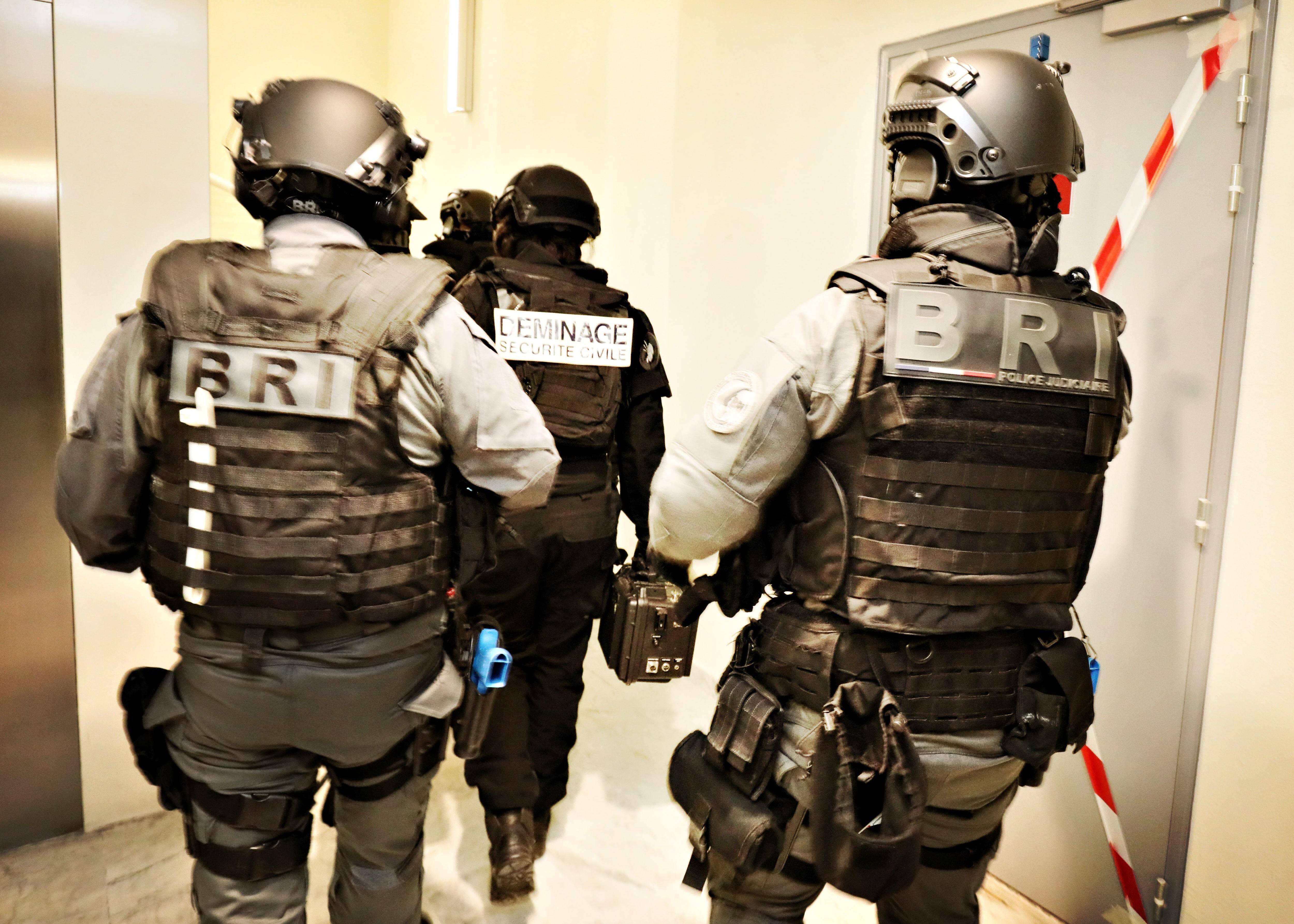 Recherché pour tentative de meurtre, un homme rattrapé près de Cannes deux semaines après son évasion du tribunal de Versailles