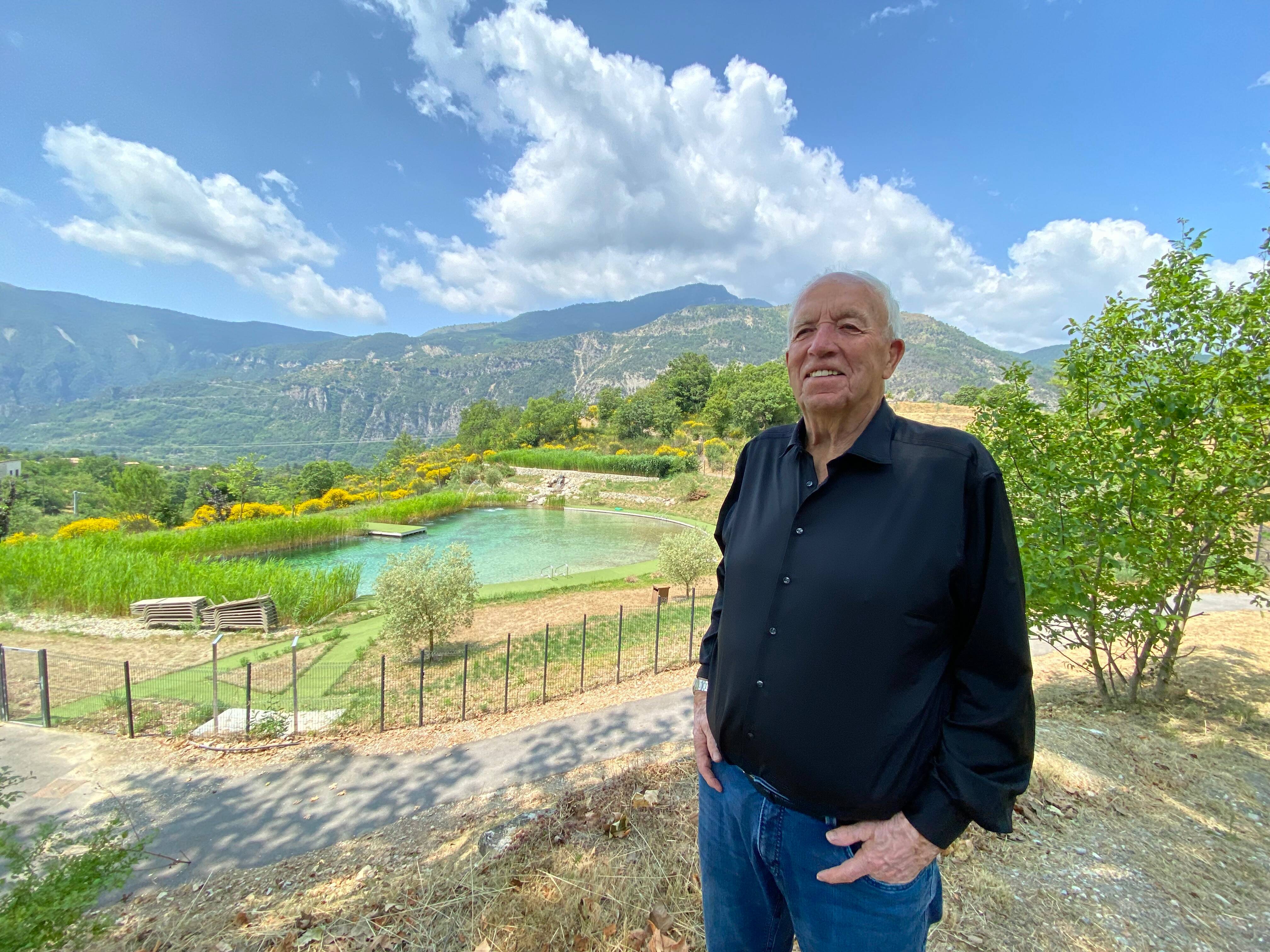 Traumatisme de la tempête Alex, bond démographique de son village... Dans les Alpes-Maritimes, le maire de Clans, doyen des maires de la Métropole se confie