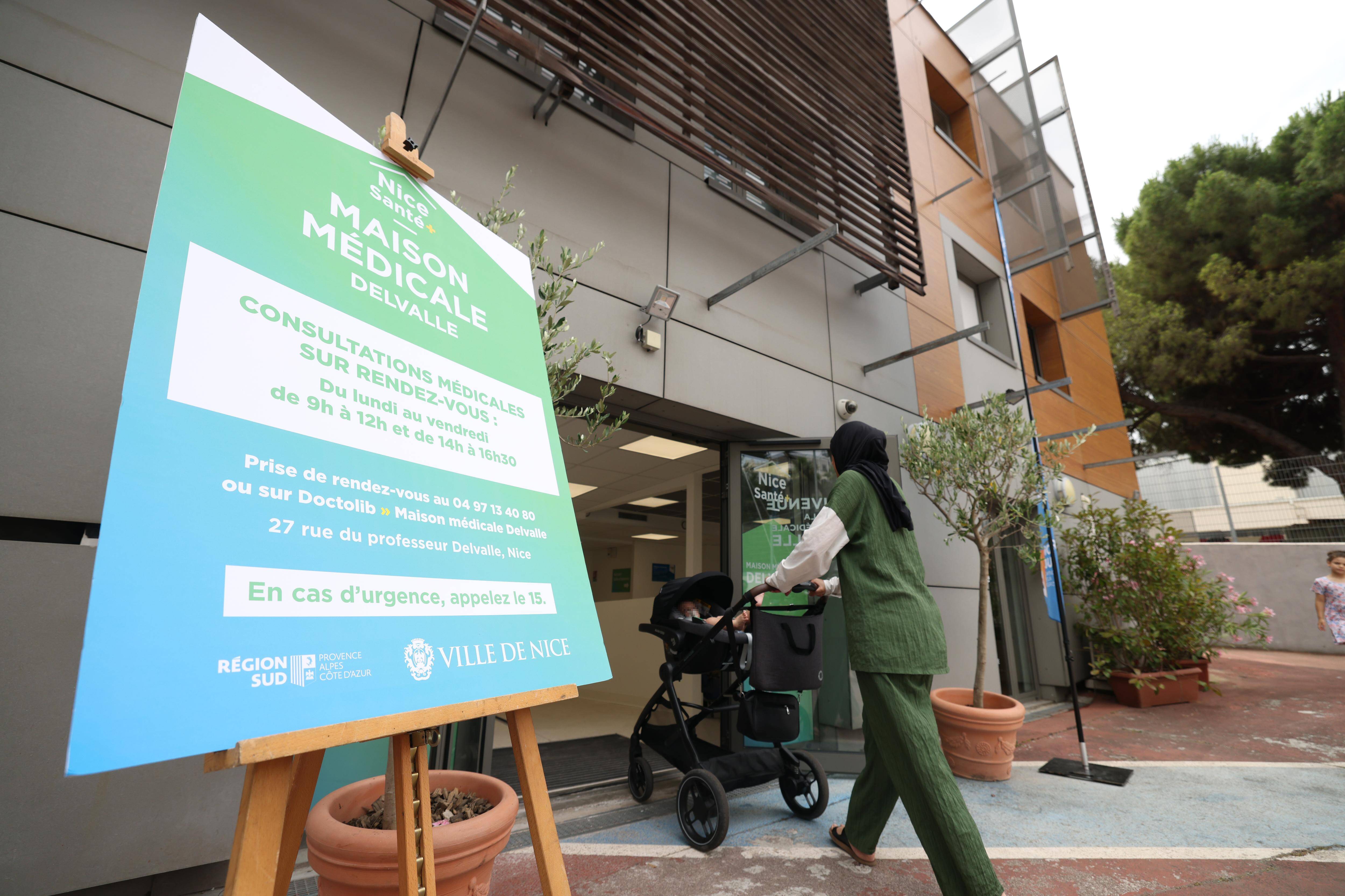 "Beaucoup méconnaissent le fonctionnement du système de santé français, et viennent aux urgences sans en avoir besoin": quelle est cette nouvelle maison médicale installée à Nice près de l'hôpital Pasteur?