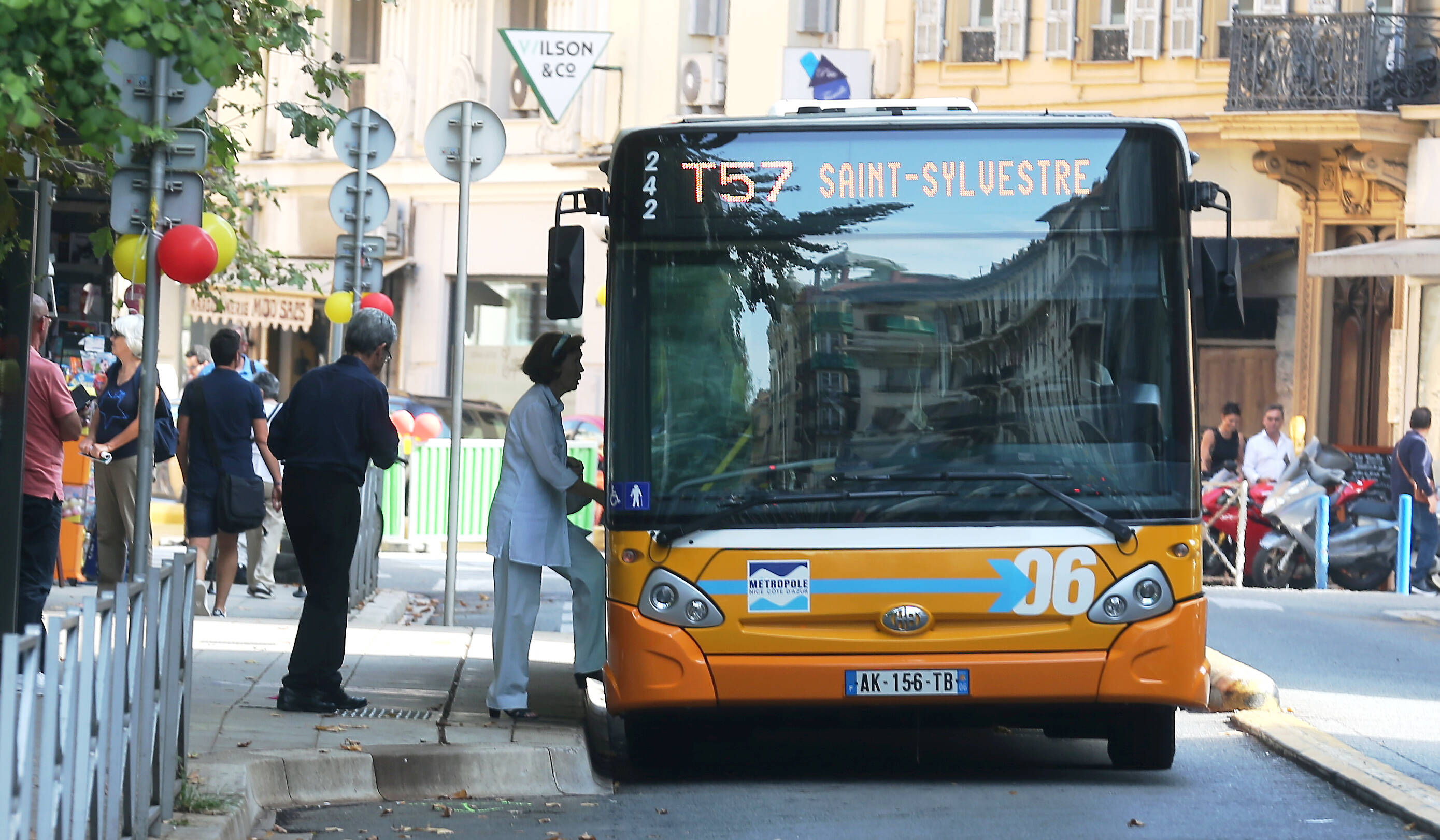Bus et trams gratuits pour les moins de 11 ans dès le 1er juillet dans la Métropole Nice Côte d'Azur: on vous explique comment en bénéficier