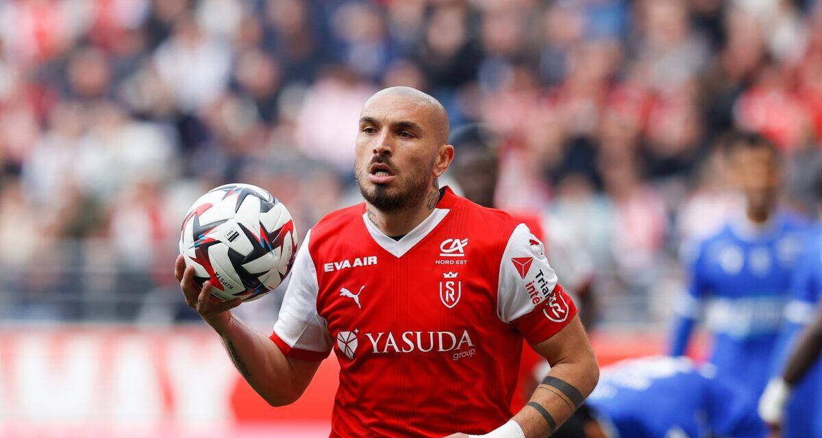 "Ils ont cherché un bouc émissaire c'est tombé sur moi!": Teddy Teuma revient sur sa fin de saison avec Reims