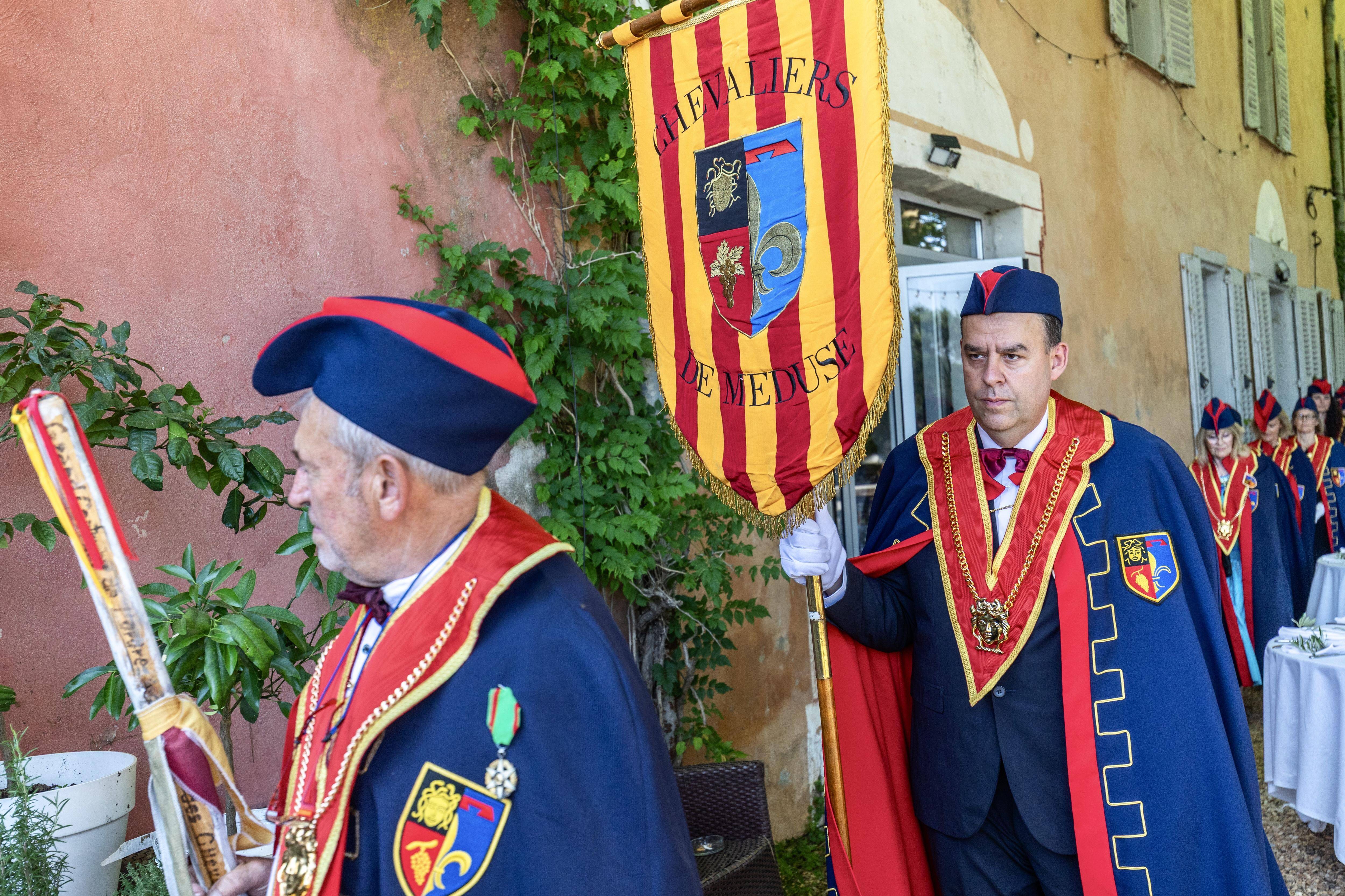 L'Ordre de Méduse, qui oeuvre à la renommée des vins de Provence, tenait son RV estival ce week-end à Vidauban