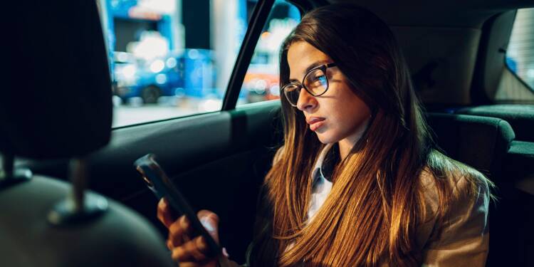 Me retrouver dans un endroit confiné avec un homme, ça ne me plaît pas: l’entreprise de transport Bolt propose des véhicules de tourisme avec chauffeur dédiés aux femmes
