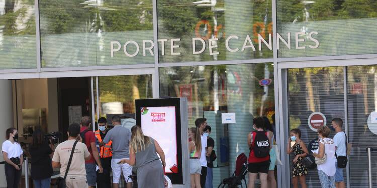 Après les bouchons monstres de ce dimanche dans le parking de Cap 3000, la direction dit travailler avec les autorités pour éviter qu’une telle situation ne se reproduise