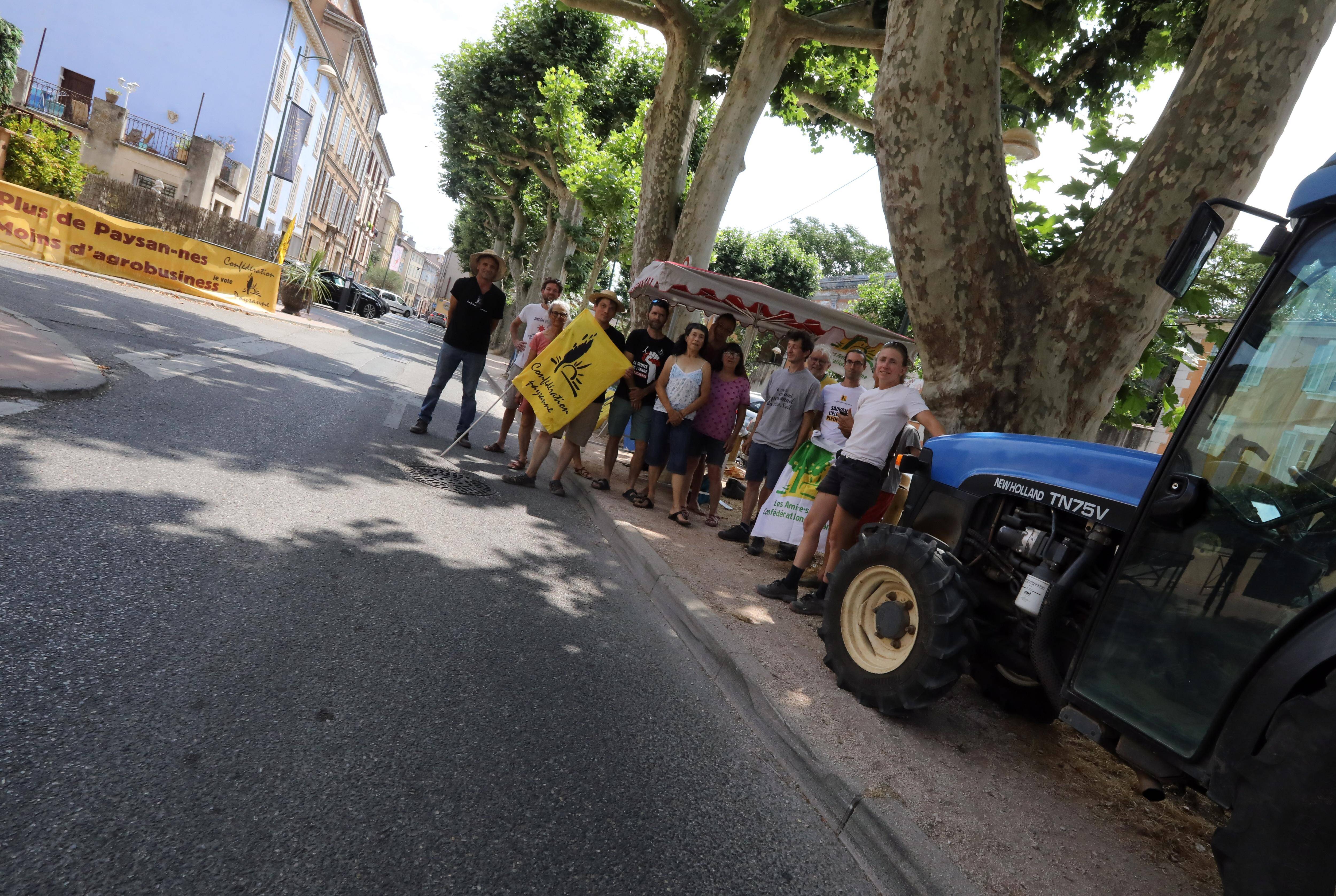Loi Duplomb: "Les agriculteurs ne demandent pas cette loi" affirme la Confédération paysanne à Brignoles