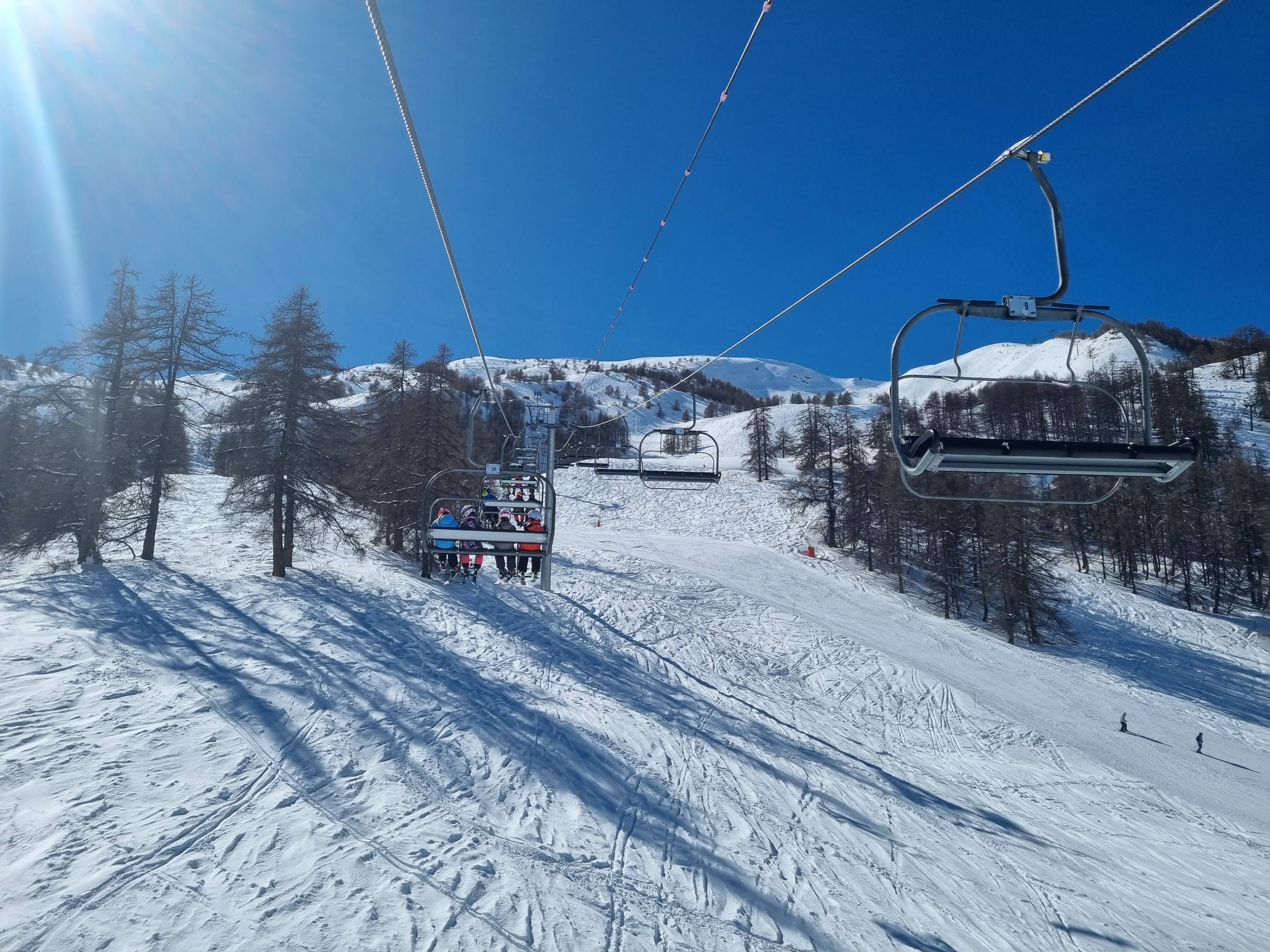 "Risqué mais nécessaire": c'est la fin d'une station de sports d'hiver "historique et familiale" aux portes du Mercantour