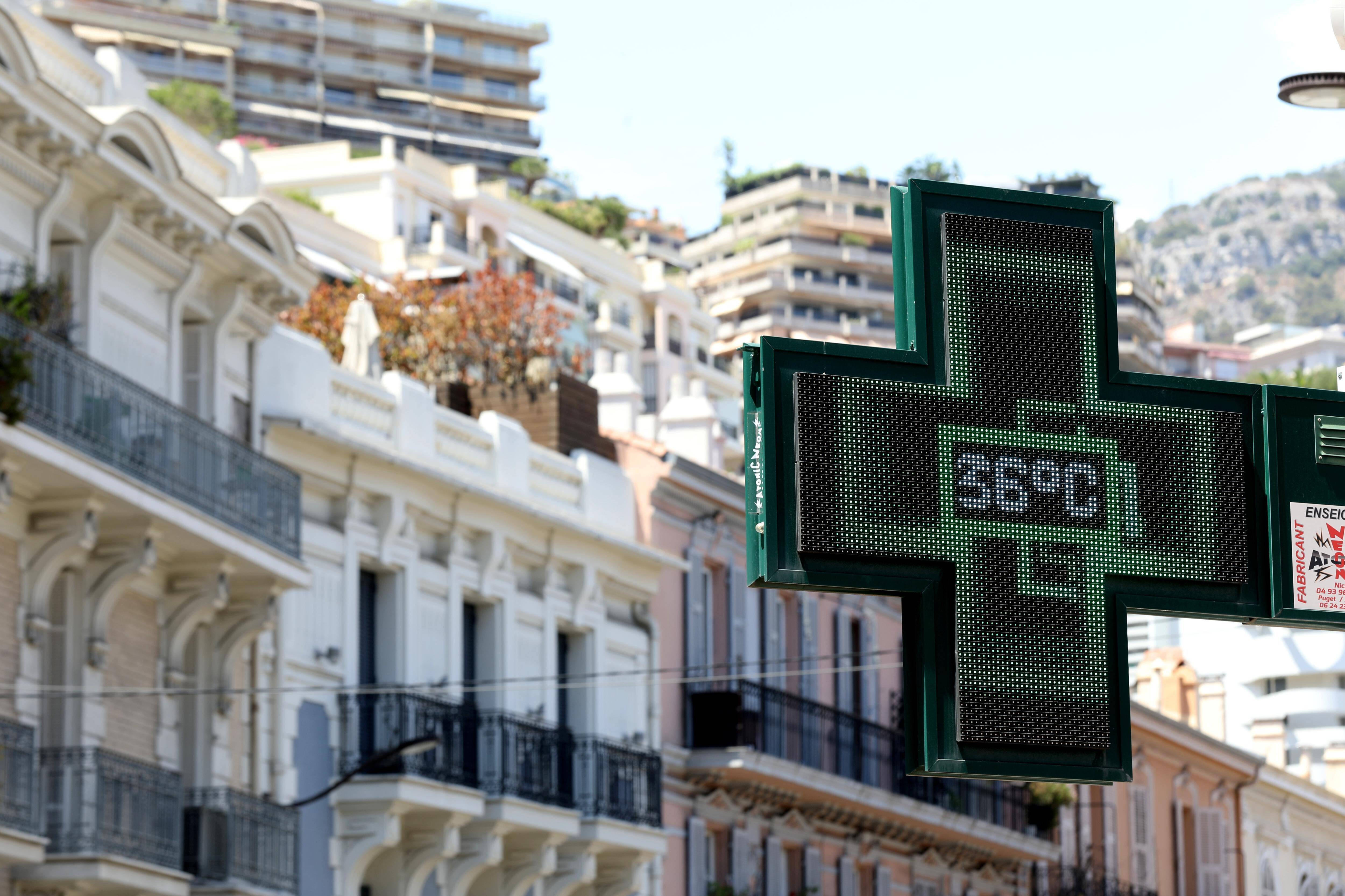 Soignants, jardiniers, coachs sportifs... Comment les professionnels de Monaco tiennent le coup face à la canicule