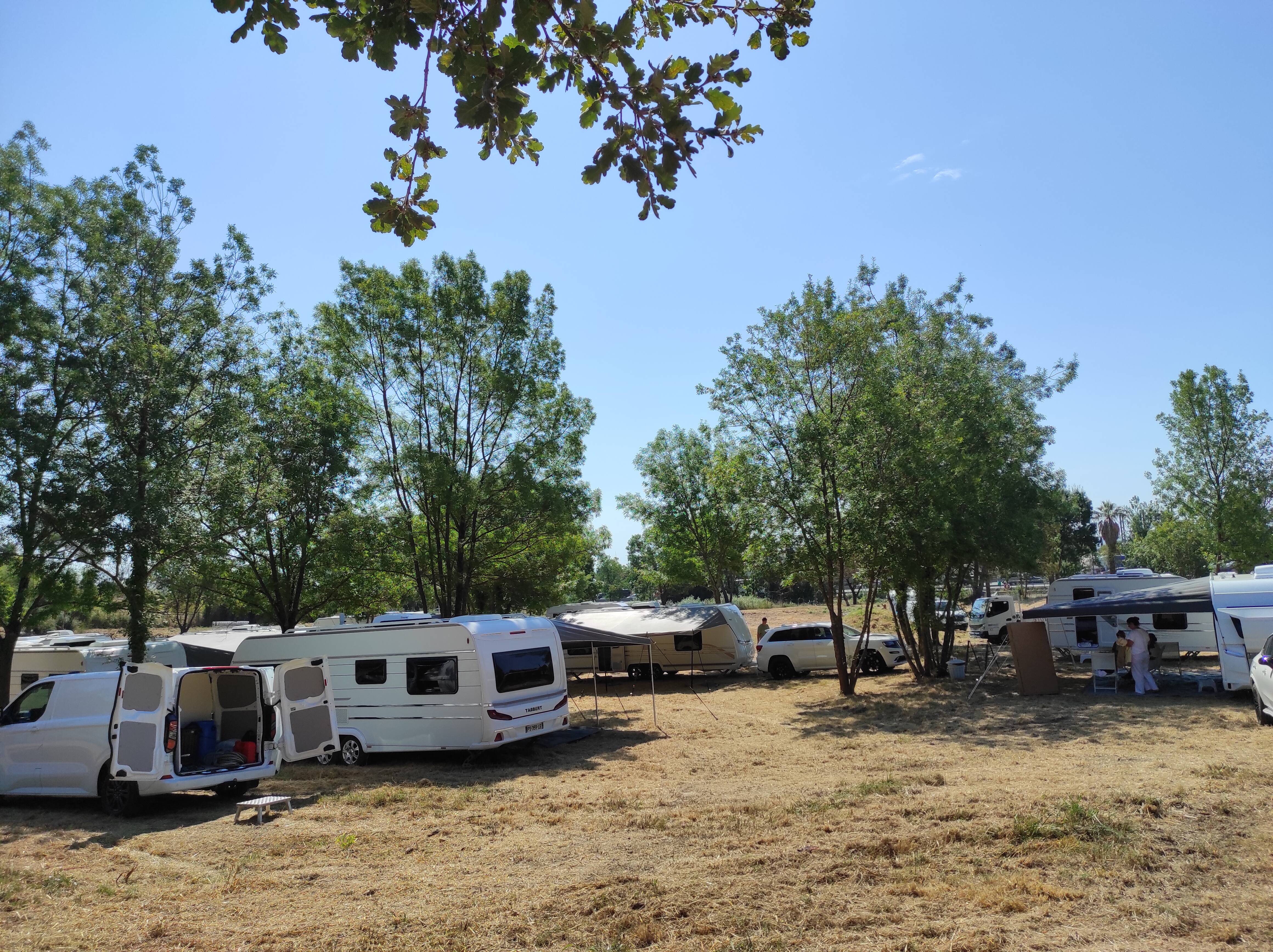 Une centaine de caravanes des gens du voyage s'installent à Cagnes-sur-Mer