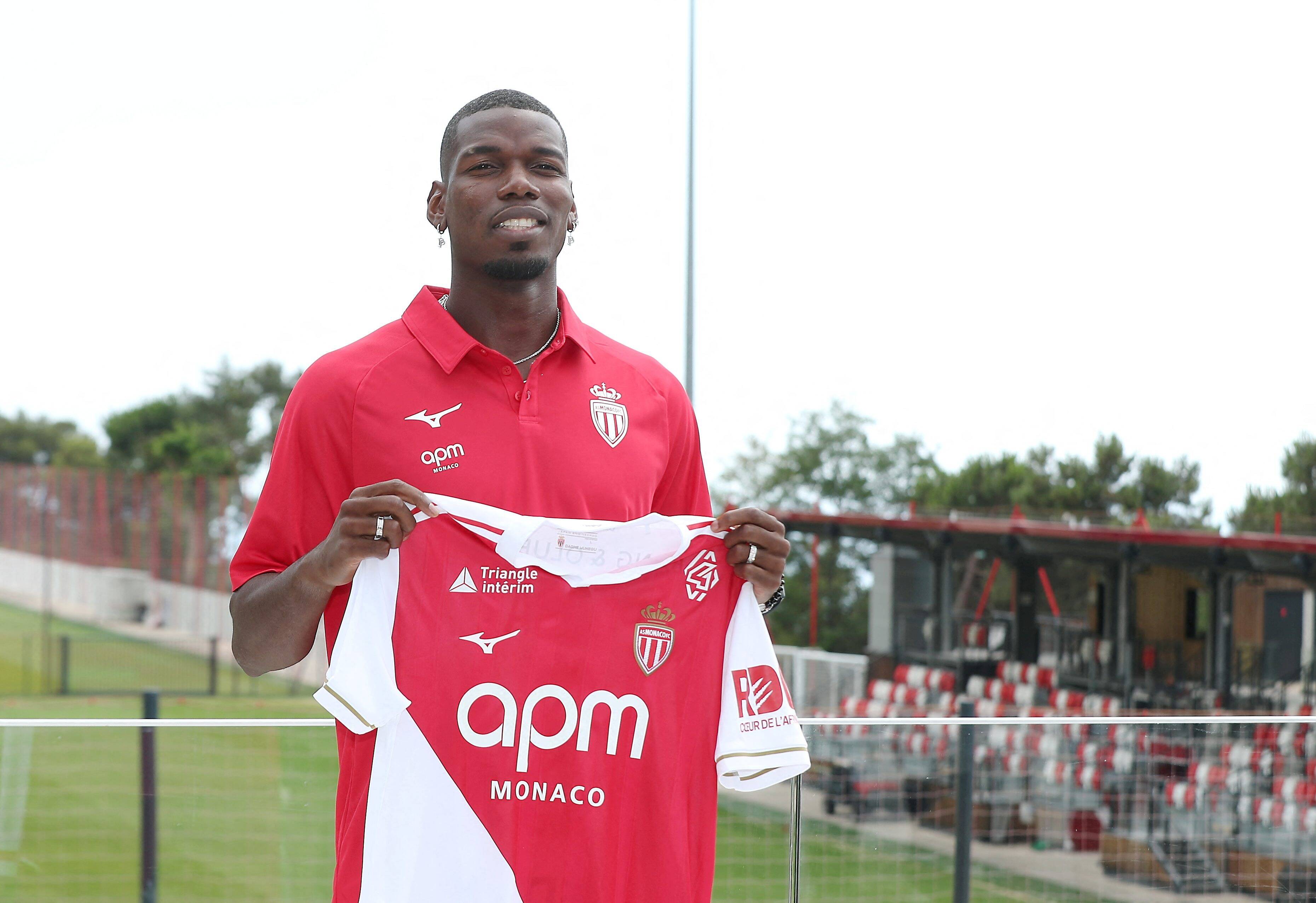 "Paul Pogba n'est pas mort"... Déterminé à retrouver le haut niveau, le champion du monde 2018 a été présenté par l'AS Monaco