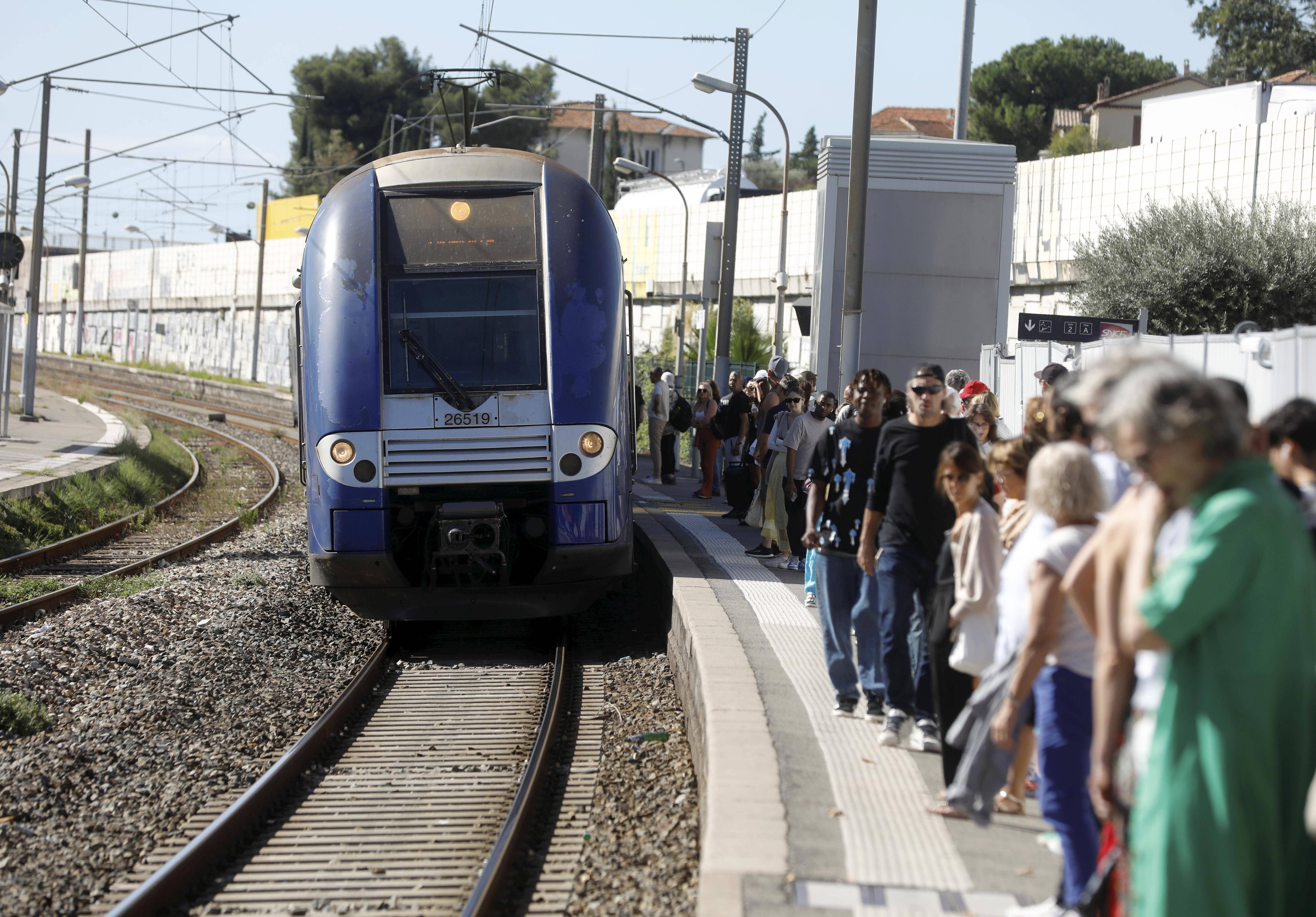 Ligne nouvelle Provence Côte d'Azur: la Région Paca répond aux critiques récentes des opposants