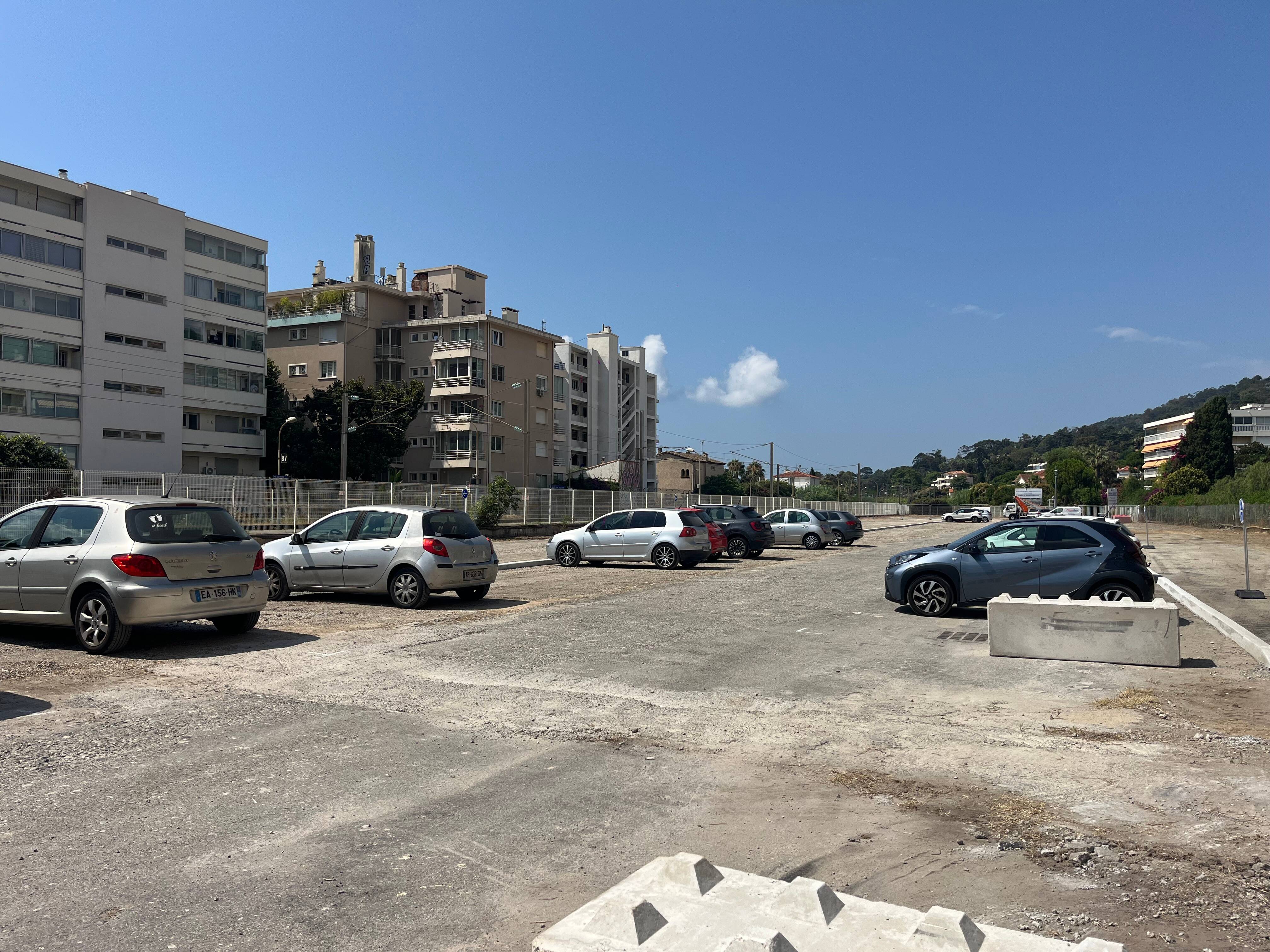 Un nouveau parking de 300 places tout près de la plage désormais disponible à Golfe-Juan