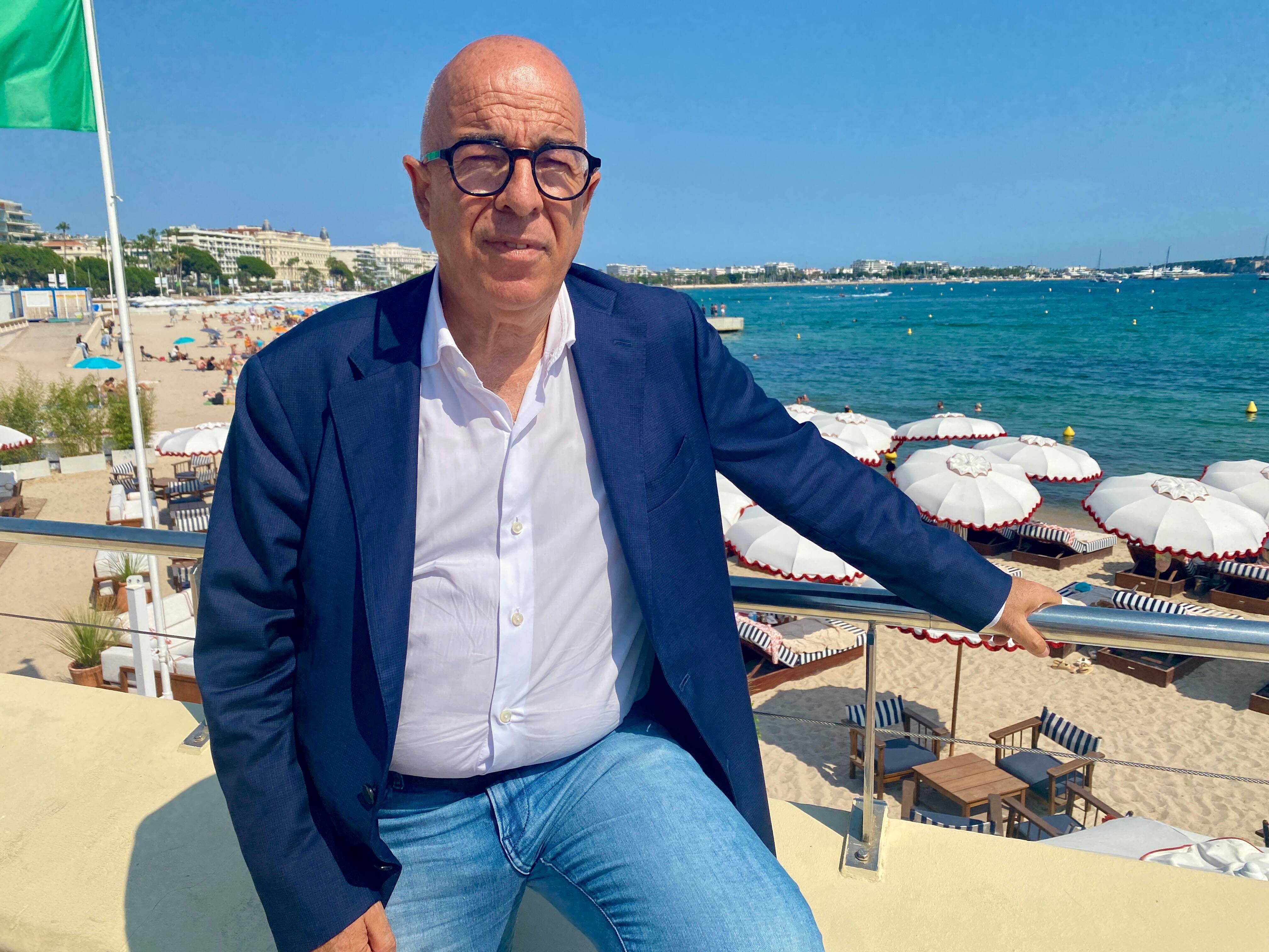 "Une séquence psychologiquement très difficile": suspendu dans ses activités professionnelles, l'ancien notaire Philippe Buerch crie à l'injustice