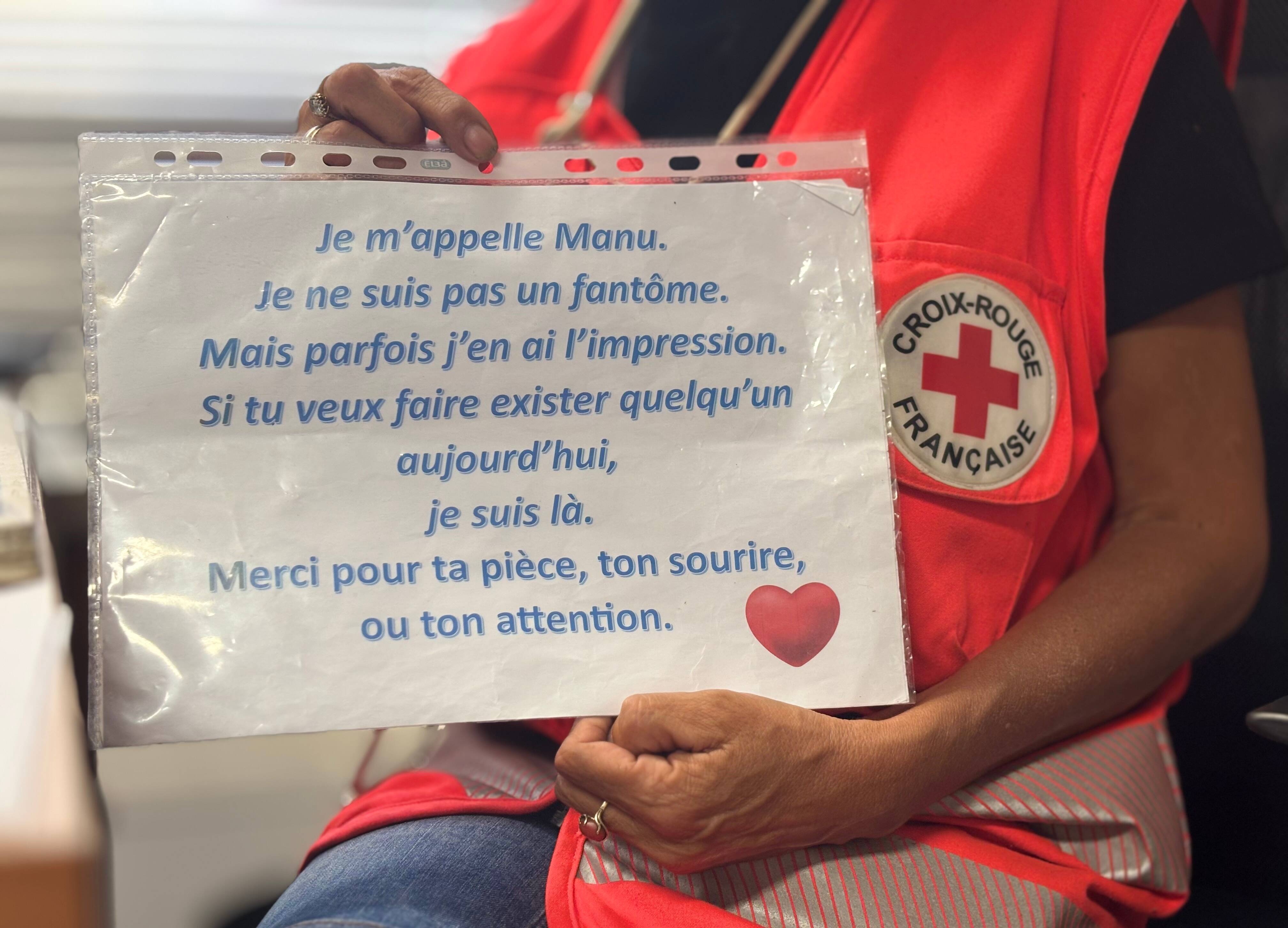 "Un artiste", "un homme discret", "surtout un humain"... Manu, le sans-abri de la piétonne à Menton, est décédé