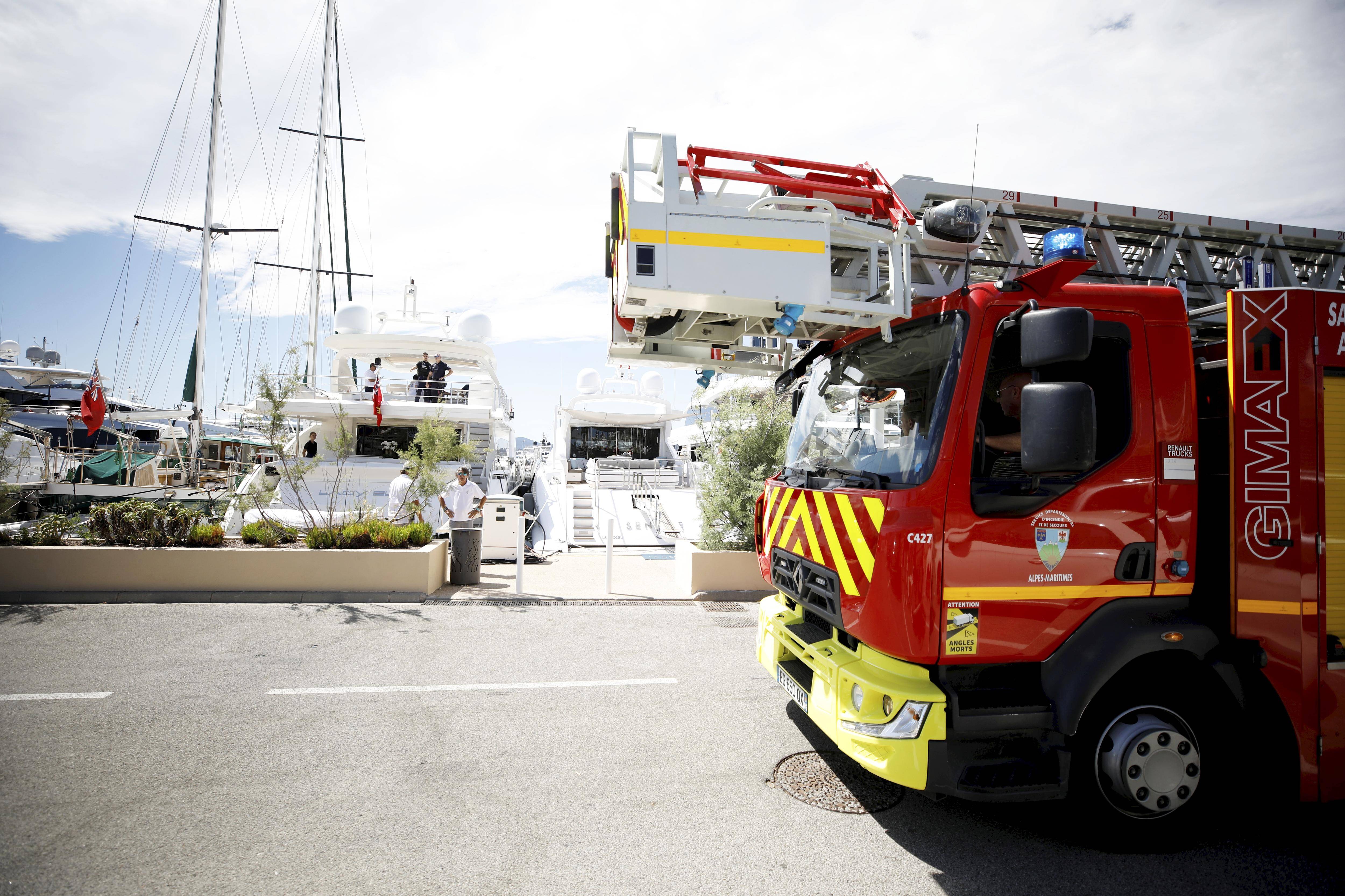 Un homme transporté à Pasteur 2 après une lourde chute sur un bateau au Port Canto de Cannes